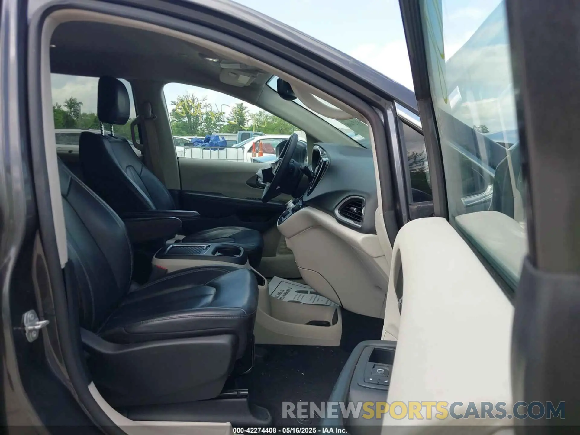 5 fotografías del automóvil dañado 2C4RC1BG2NR176124 CHRYSLER PACIFICA 2022