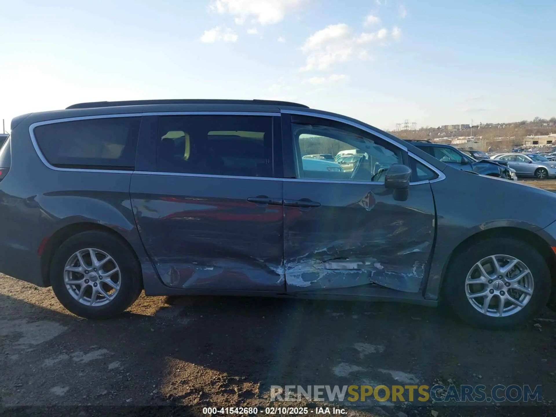 6 fotografías del automóvil dañado 2C4RC1BG3NR117213 CHRYSLER PACIFICA 2022