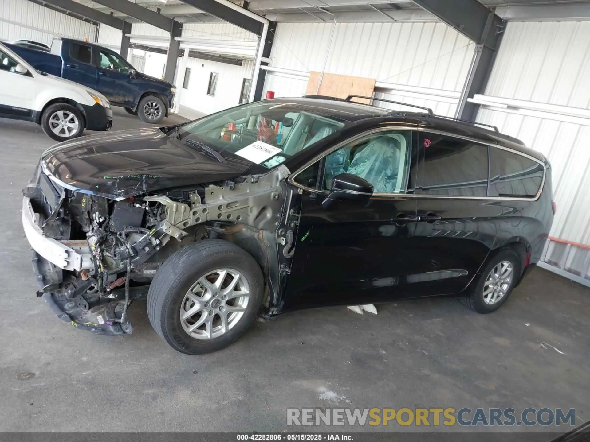 15 fotografías del automóvil dañado 2C4RC1BG3NR142192 CHRYSLER PACIFICA 2022