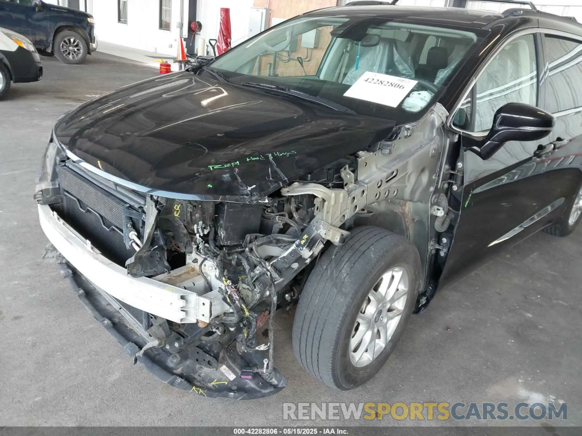 6 fotografías del automóvil dañado 2C4RC1BG3NR142192 CHRYSLER PACIFICA 2022