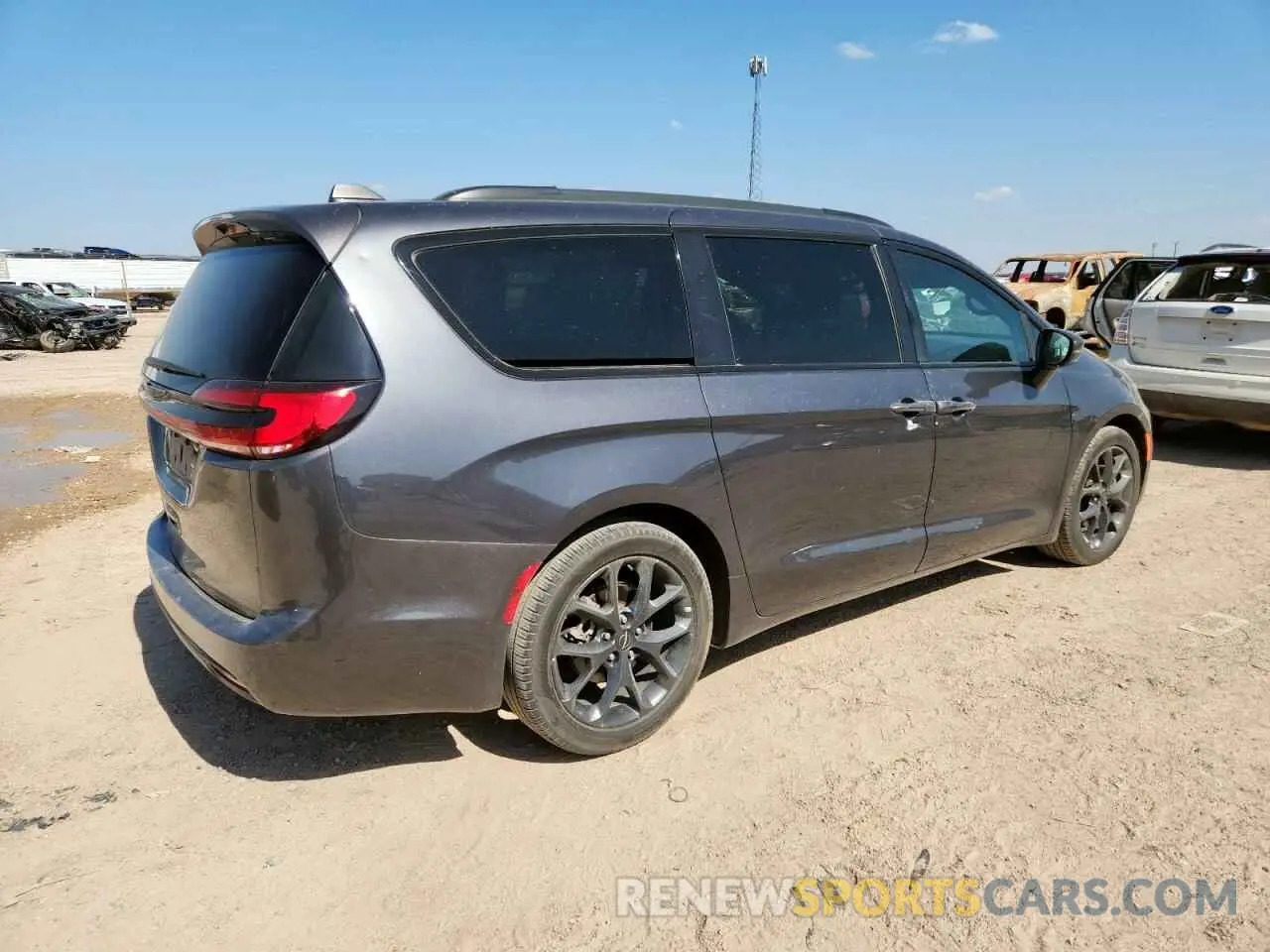 3 fotografías del automóvil dañado 2C4RC1BG3NR225735 CHRYSLER PACIFICA 2022