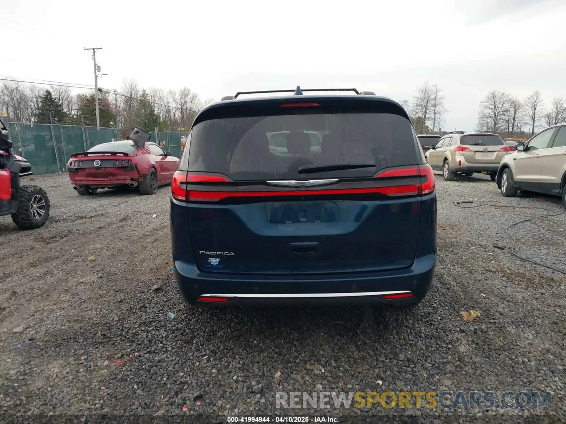 17 fotografías del automóvil dañado 2C4RC1BG6NR128514 CHRYSLER PACIFICA 2022