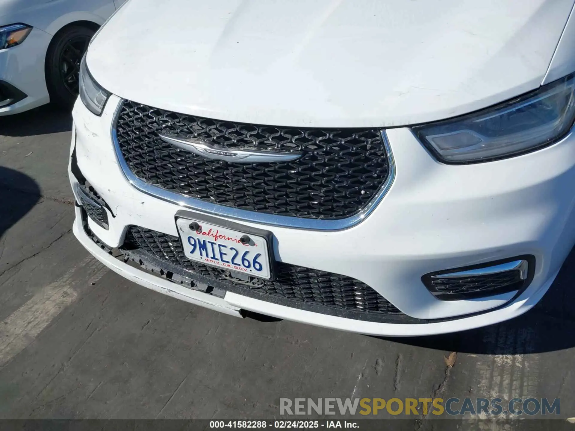 13 fotografías del automóvil dañado 2C4RC1BG6NR162744 CHRYSLER PACIFICA 2022