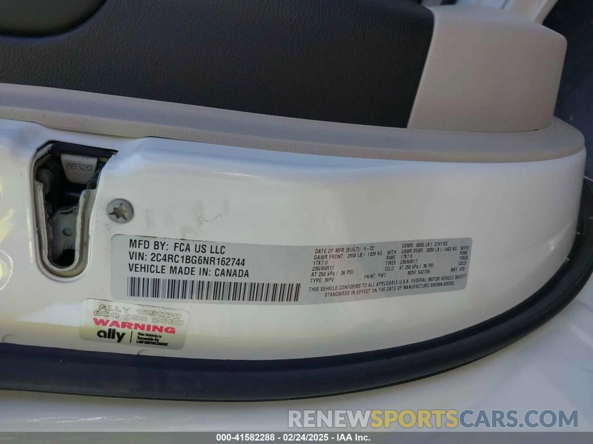 9 fotografías del automóvil dañado 2C4RC1BG6NR162744 CHRYSLER PACIFICA 2022