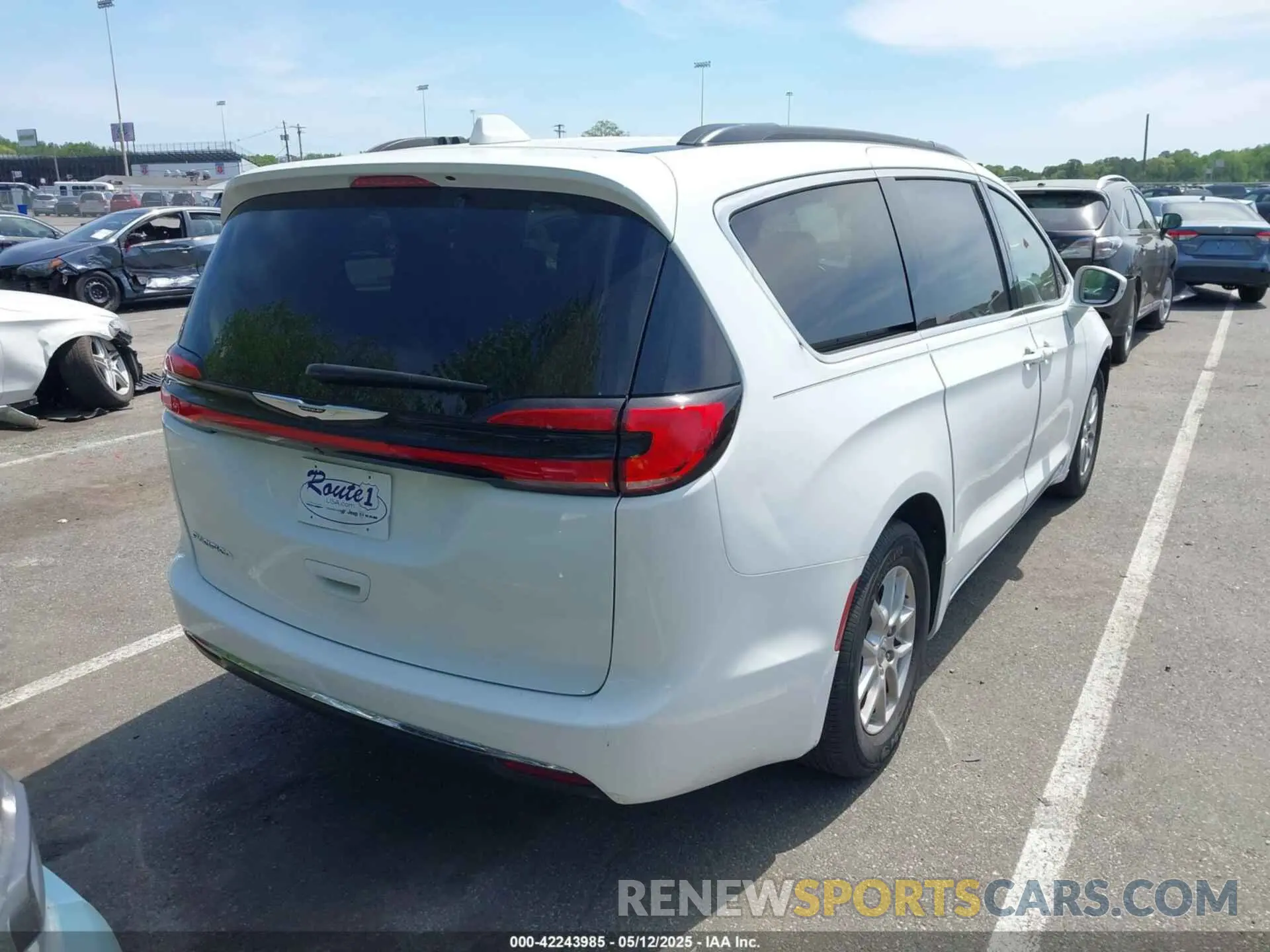 4 fotografías del automóvil dañado 2C4RC1BG6NR220366 CHRYSLER PACIFICA 2022