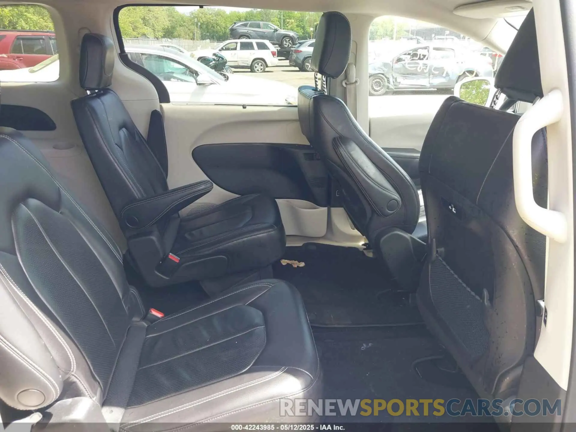 8 fotografías del automóvil dañado 2C4RC1BG6NR220366 CHRYSLER PACIFICA 2022