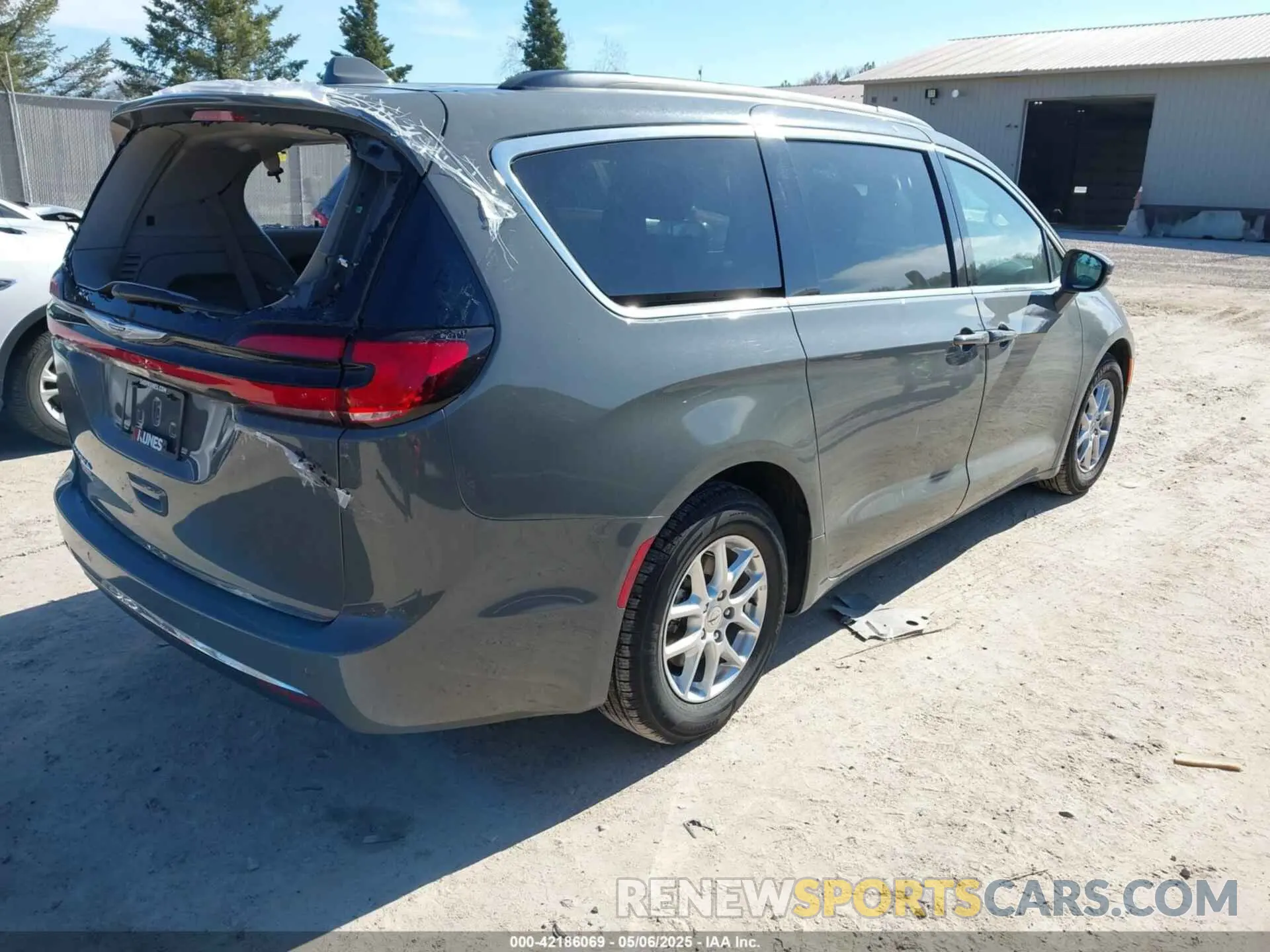 4 fotografías del automóvil dañado 2C4RC1BG7NR152112 CHRYSLER PACIFICA 2022