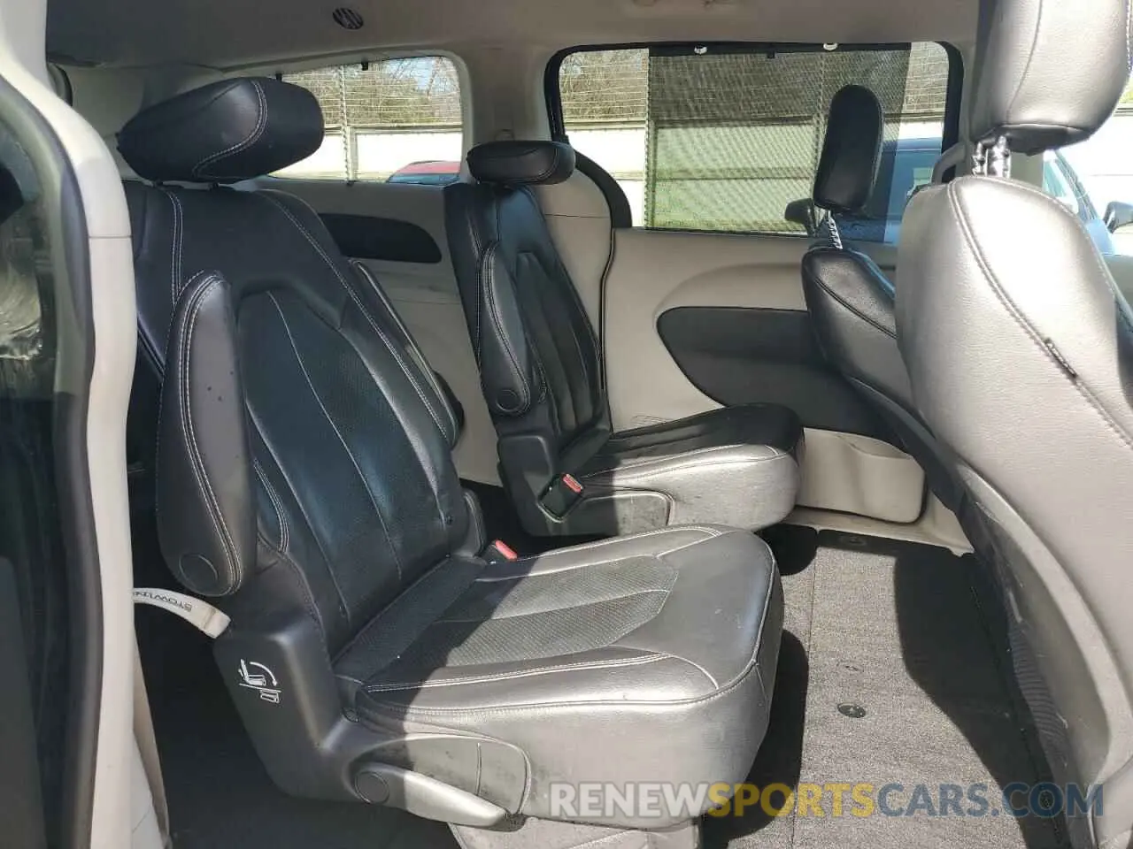 11 fotografías del automóvil dañado 2C4RC1BG7NR162574 CHRYSLER PACIFICA 2022