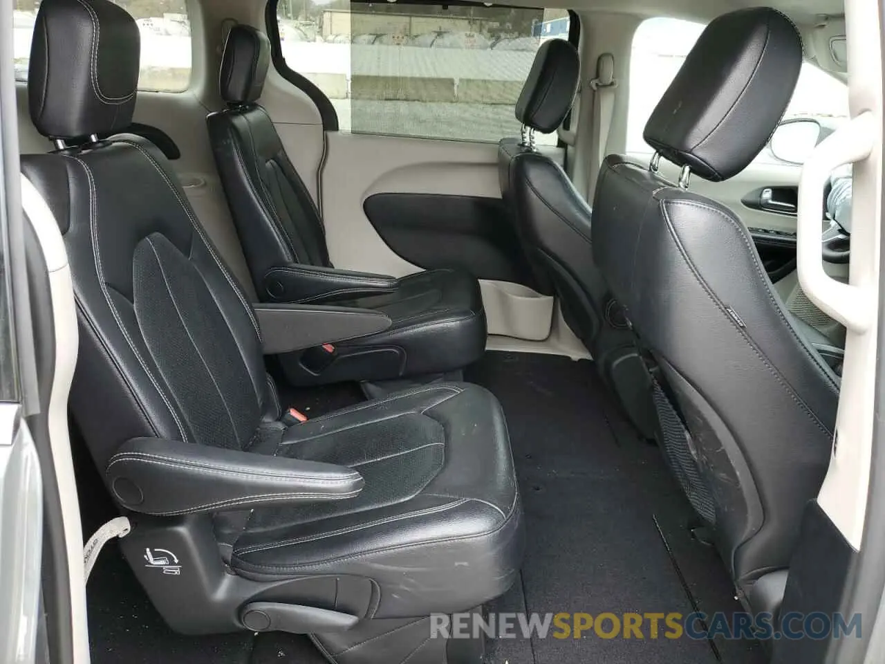11 fotografías del automóvil dañado 2C4RC1BG7NR198538 CHRYSLER PACIFICA 2022