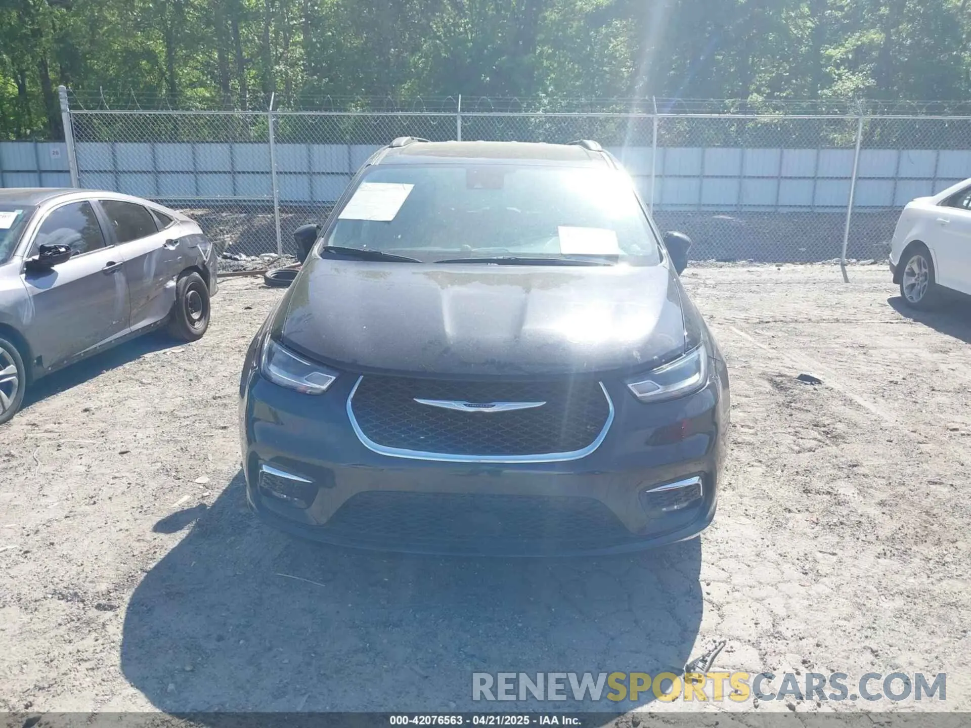 12 fotografías del automóvil dañado 2C4RC1BG8NR114016 CHRYSLER PACIFICA 2022