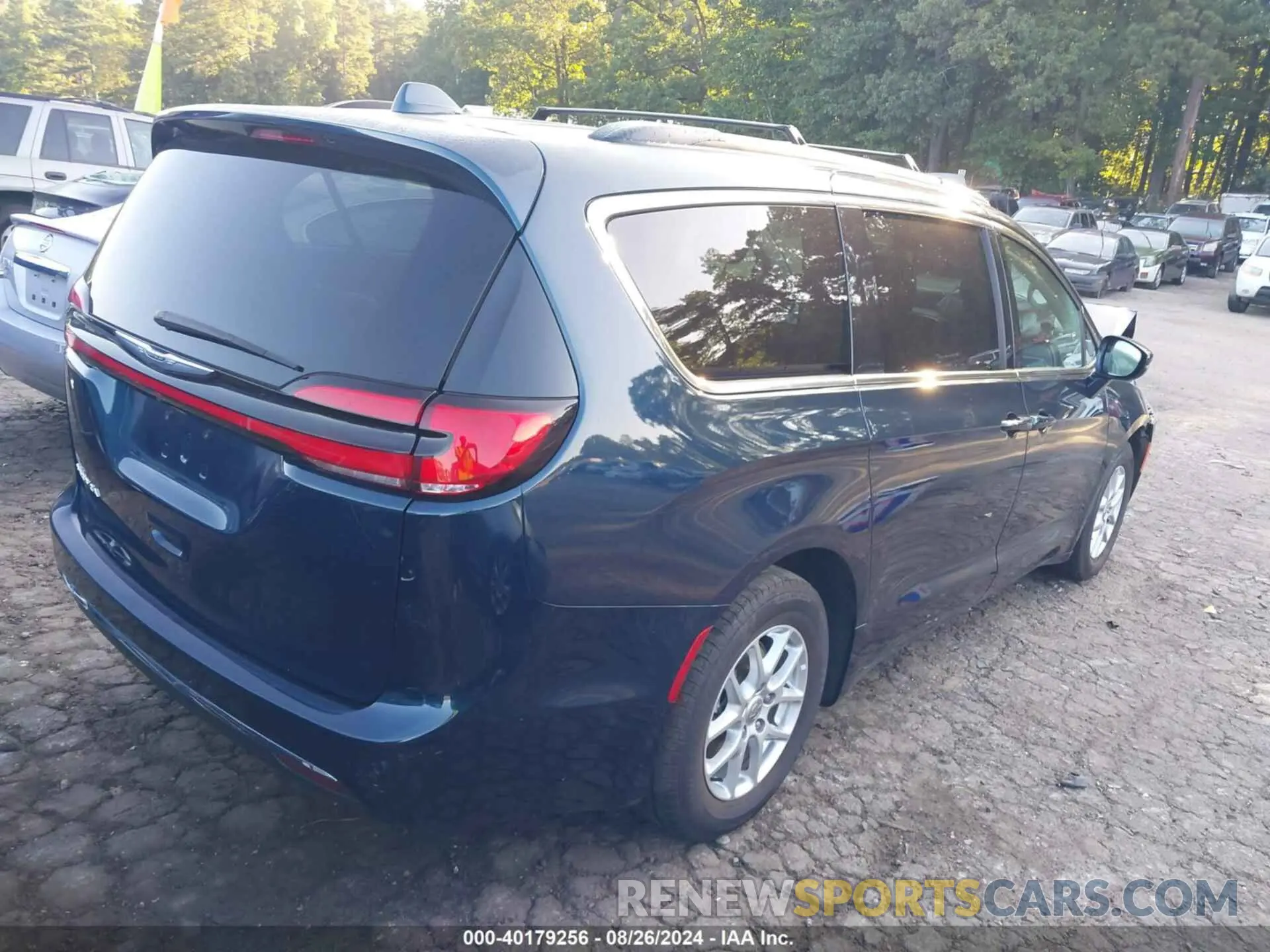 4 fotografías del automóvil dañado 2C4RC1BG8NR186480 CHRYSLER PACIFICA 2022