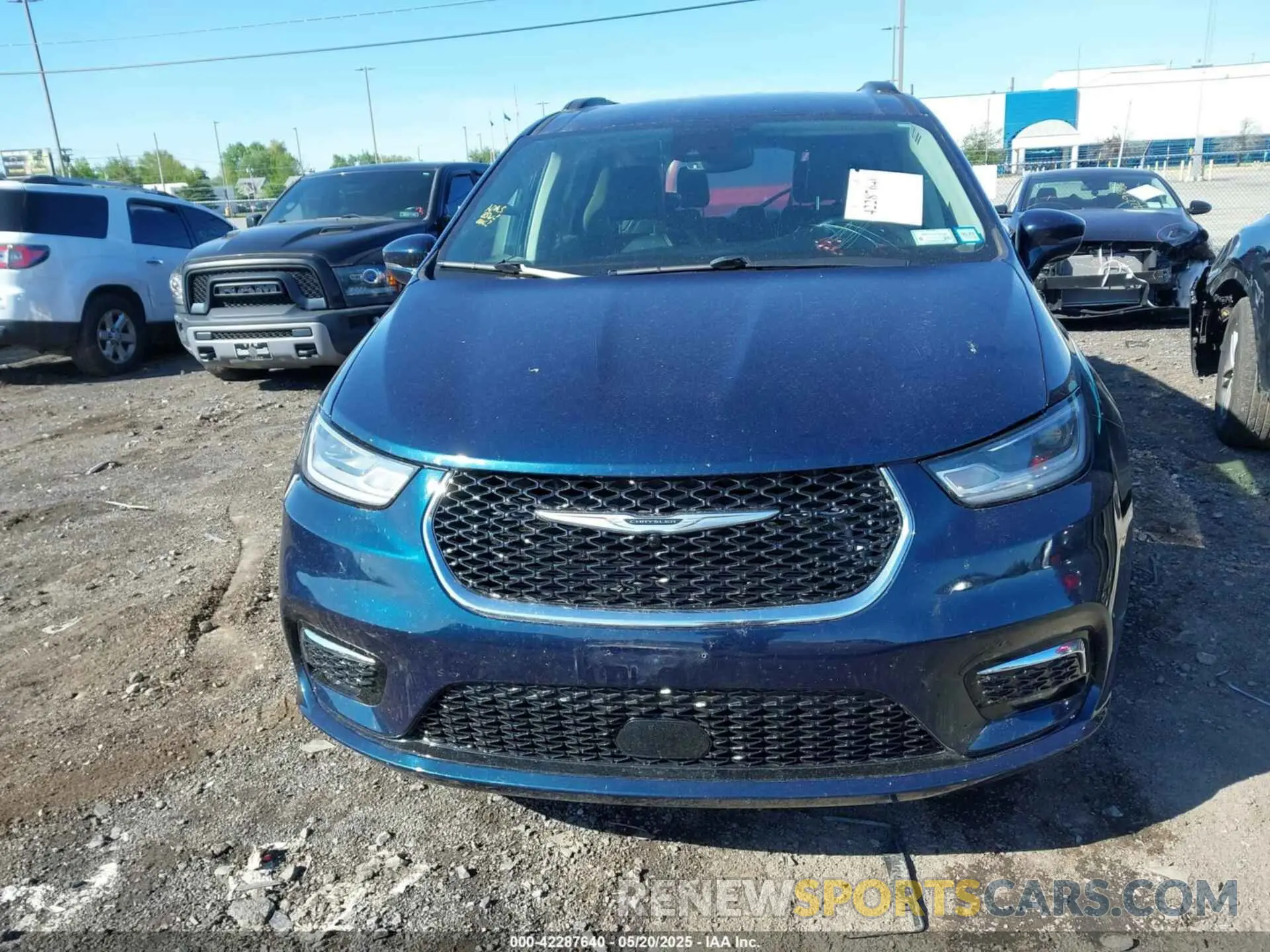 12 fotografías del automóvil dañado 2C4RC1BG8NR186558 CHRYSLER PACIFICA 2022
