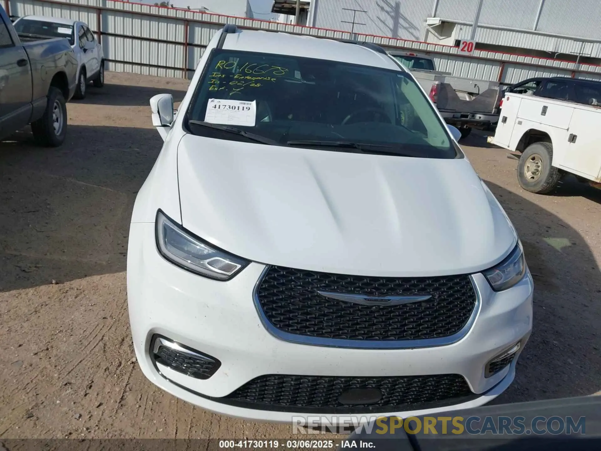 12 fotografías del automóvil dañado 2C4RC1BG8NR191131 CHRYSLER PACIFICA 2022