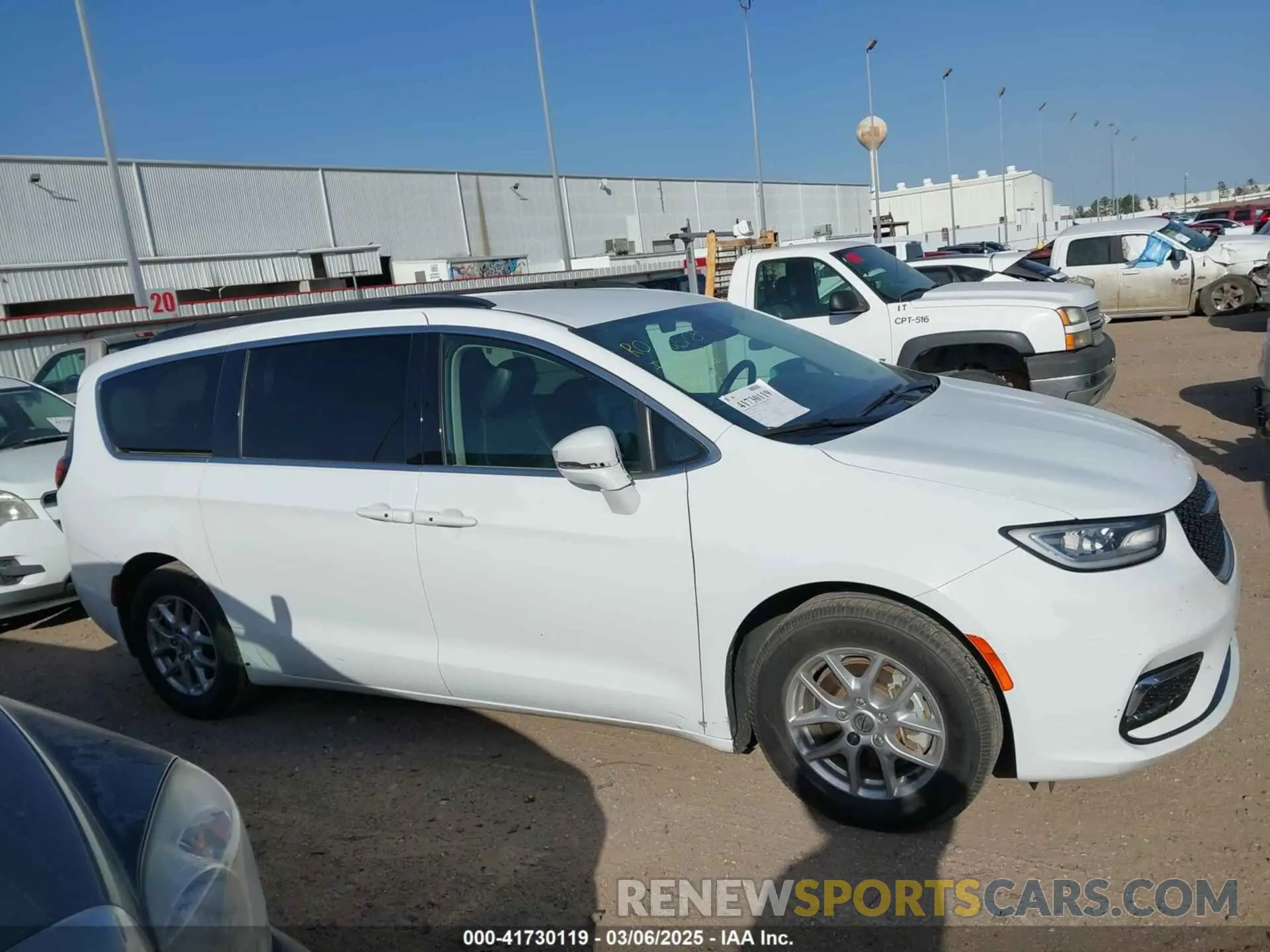 13 fotografías del automóvil dañado 2C4RC1BG8NR191131 CHRYSLER PACIFICA 2022