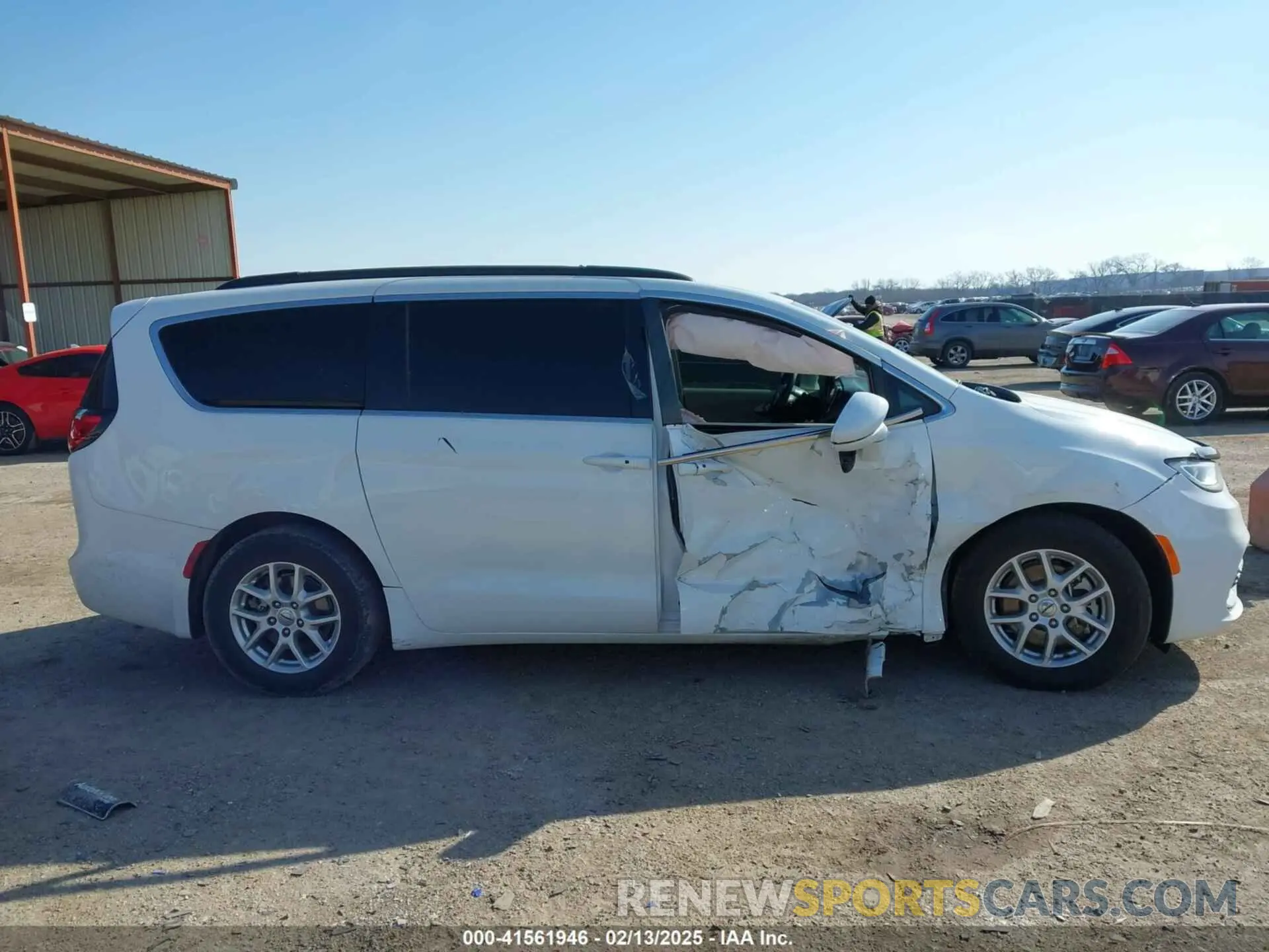 14 fotografías del automóvil dañado 2C4RC1BG9NR140561 CHRYSLER PACIFICA 2022
