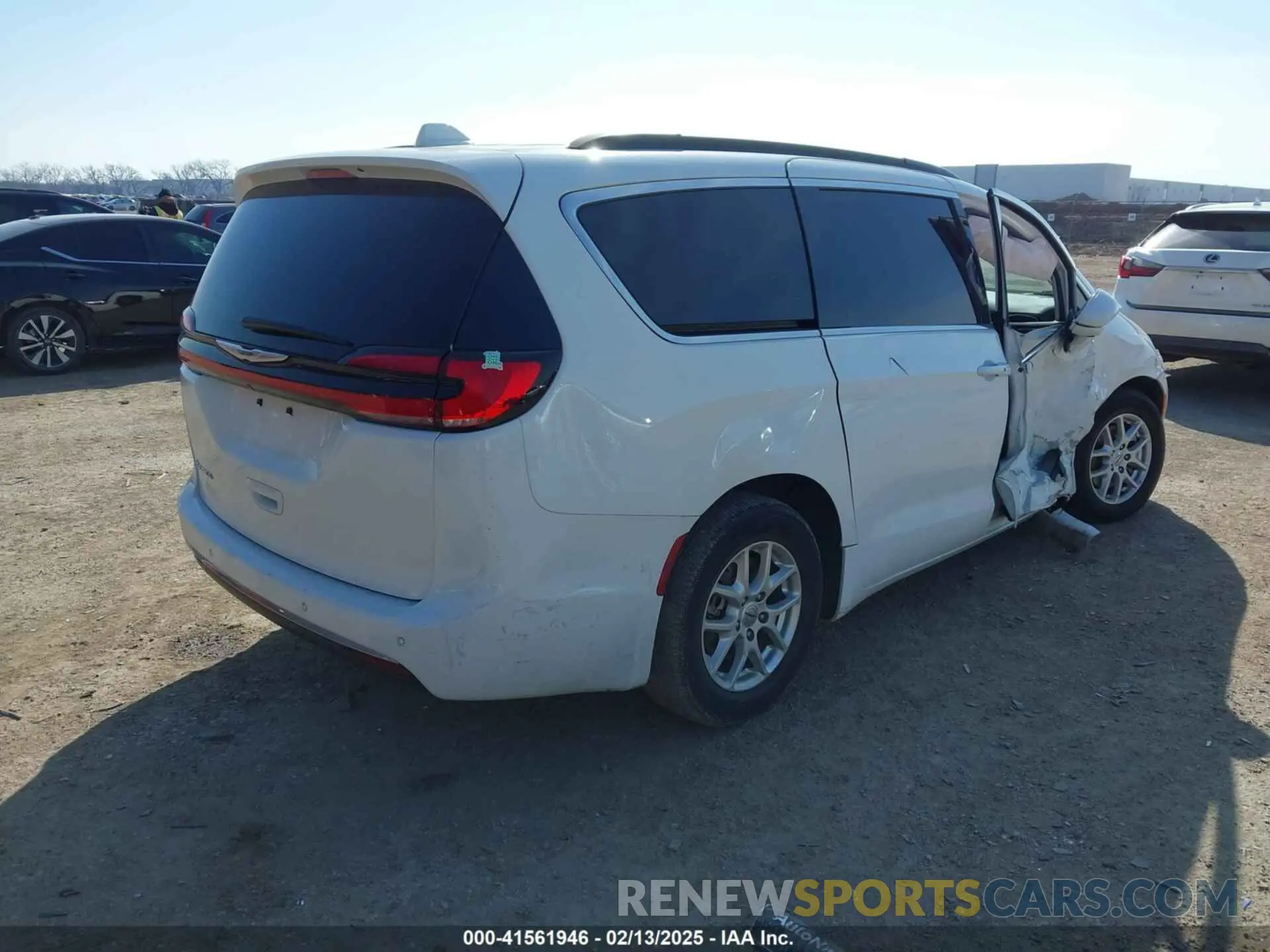 4 fotografías del automóvil dañado 2C4RC1BG9NR140561 CHRYSLER PACIFICA 2022