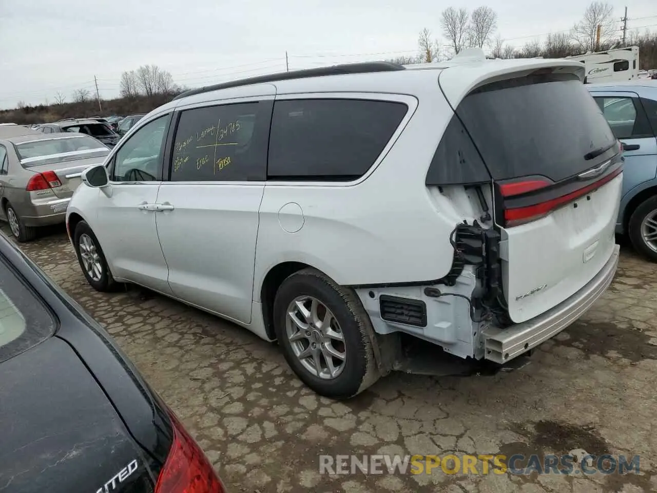 2 fotografías del automóvil dañado 2C4RC1BG9NR233922 CHRYSLER PACIFICA 2022