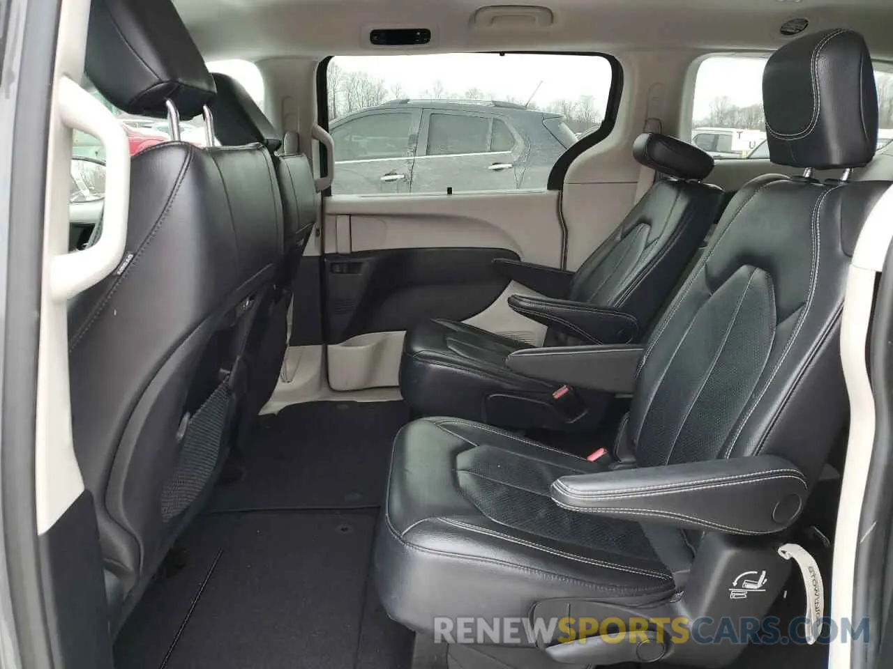 11 fotografías del automóvil dañado 2C4RC1BGXNR155926 CHRYSLER PACIFICA 2022