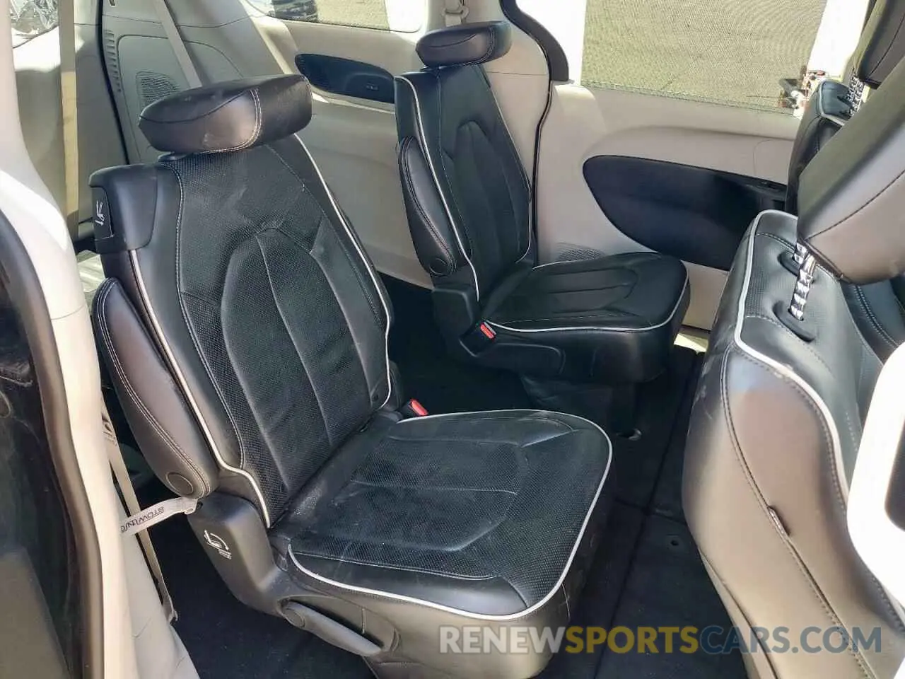 11 fotografías del automóvil dañado 2C4RC1GG3NR234282 CHRYSLER PACIFICA 2022