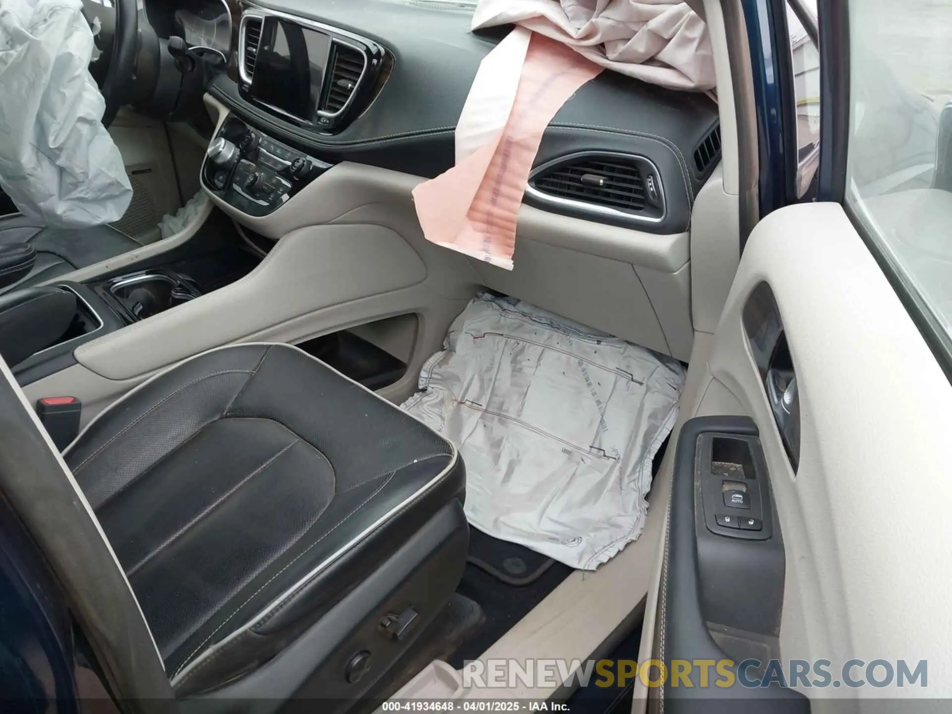 5 fotografías del automóvil dañado 2C4RC1GG4NR139407 CHRYSLER PACIFICA 2022