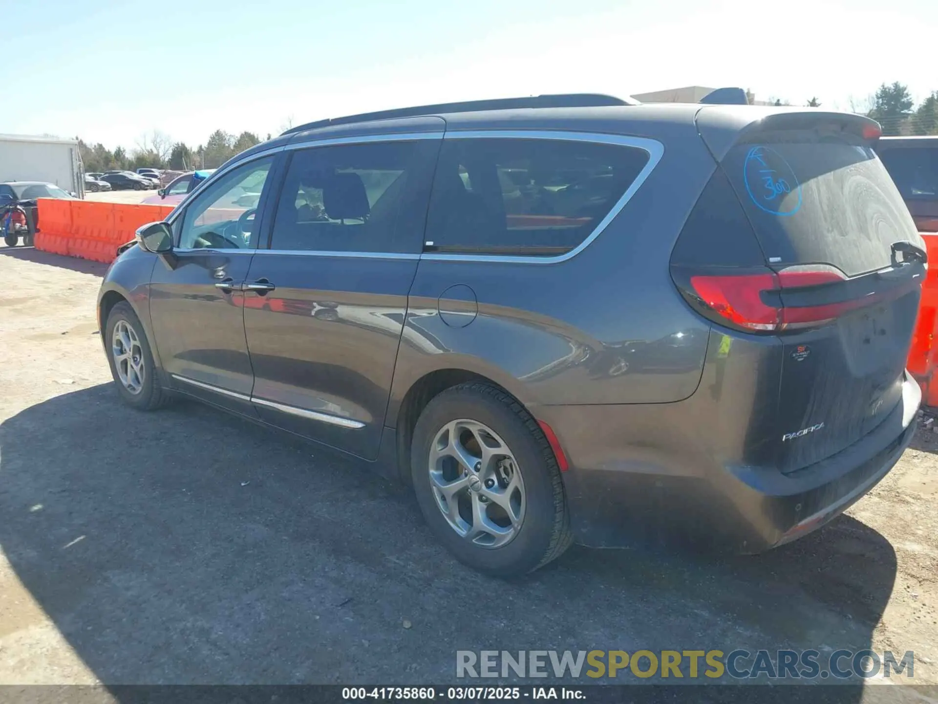 3 fotografías del automóvil dañado 2C4RC1GG6NR134127 CHRYSLER PACIFICA 2022
