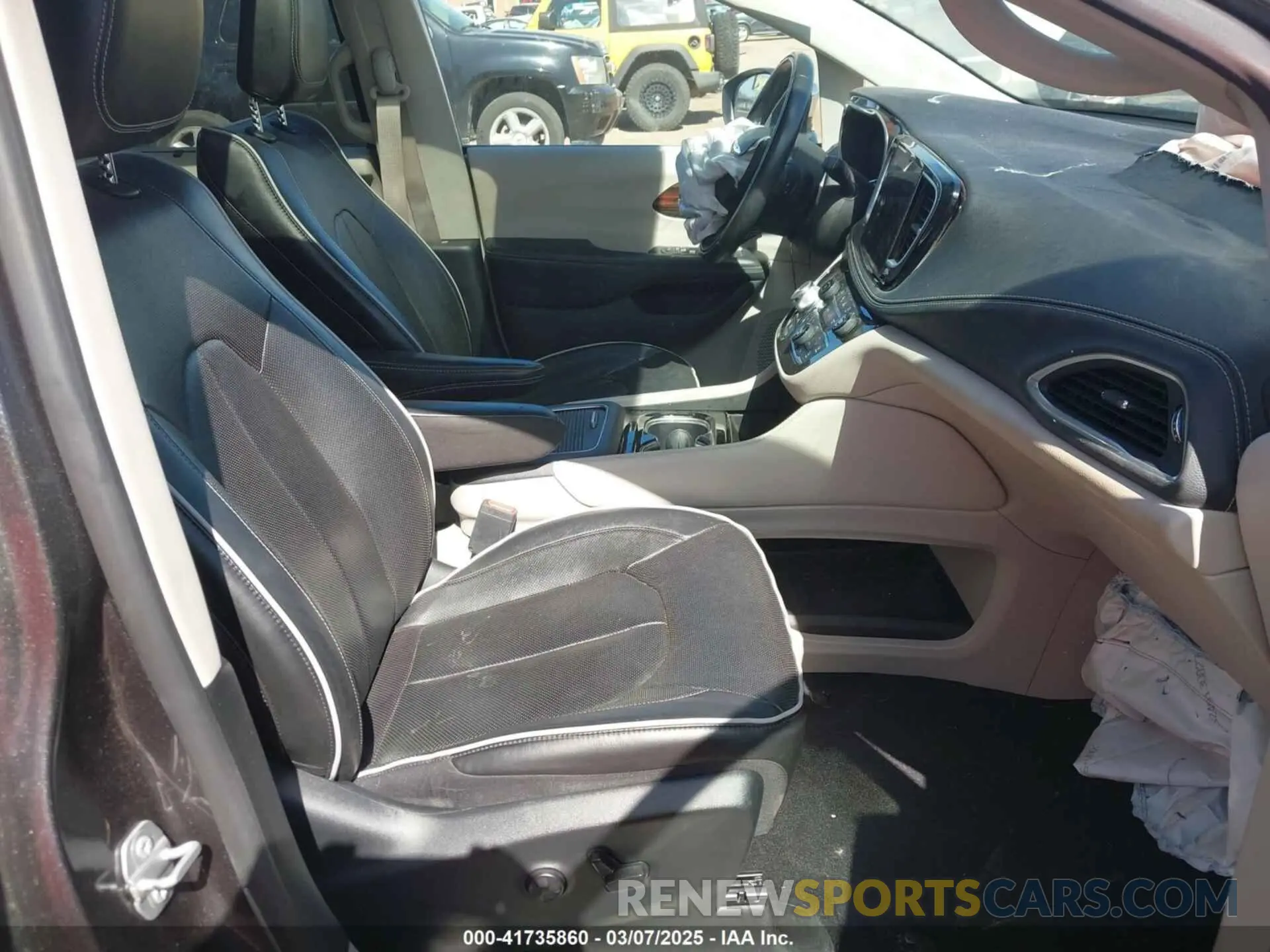 5 fotografías del automóvil dañado 2C4RC1GG6NR134127 CHRYSLER PACIFICA 2022