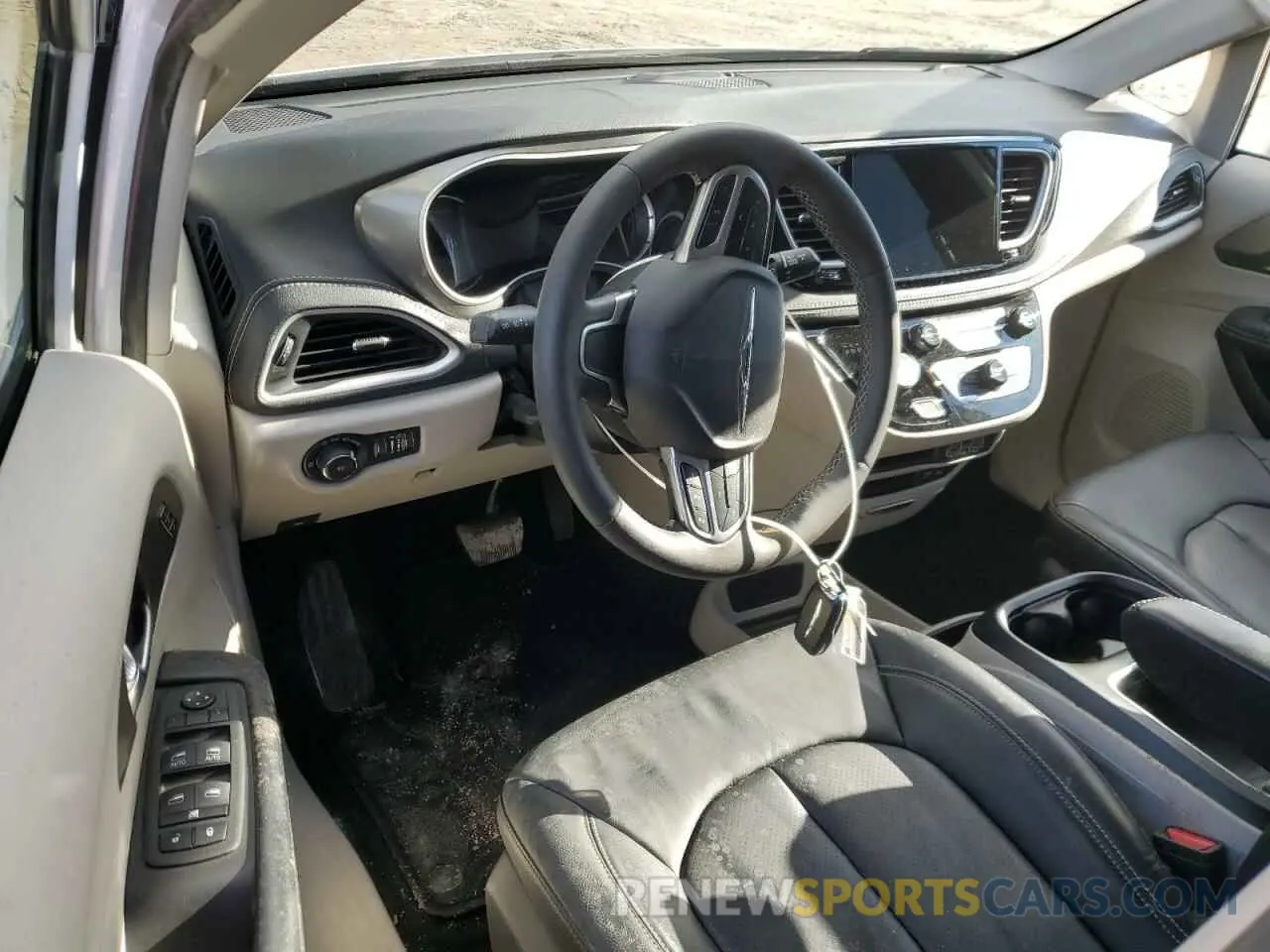 8 fotografías del automóvil dañado 2C4RC1L71NR173844 CHRYSLER PACIFICA 2022