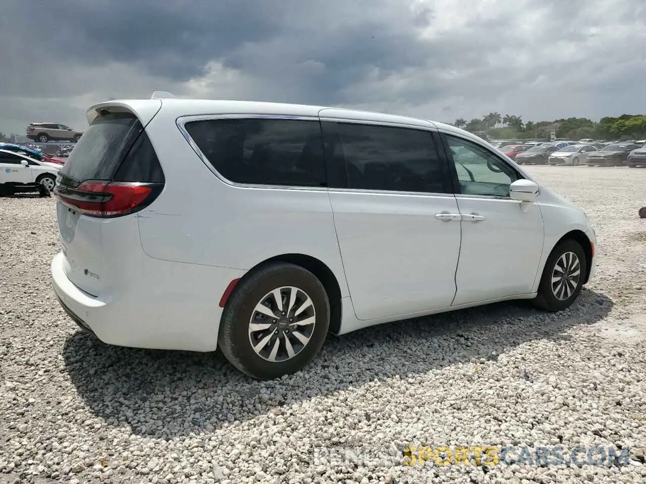 3 fotografías del automóvil dañado 2C4RC1L77NR129699 CHRYSLER PACIFICA 2022