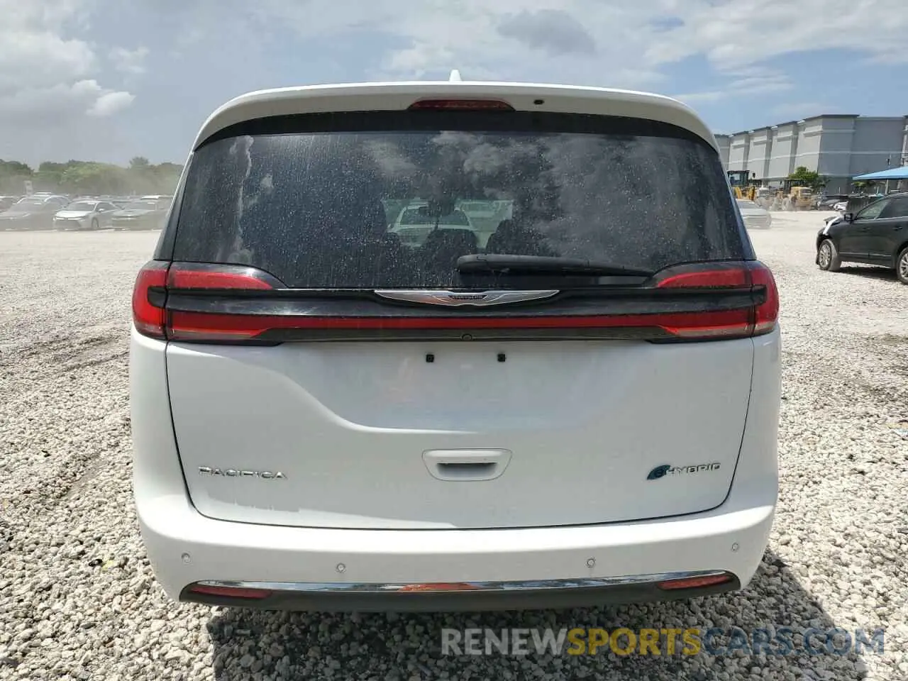 6 fotografías del automóvil dañado 2C4RC1L77NR129699 CHRYSLER PACIFICA 2022