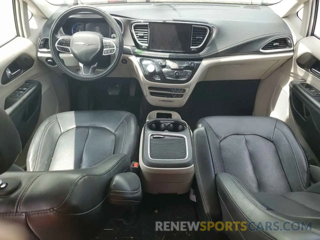 8 fotografías del automóvil dañado 2C4RC1L77NR129699 CHRYSLER PACIFICA 2022