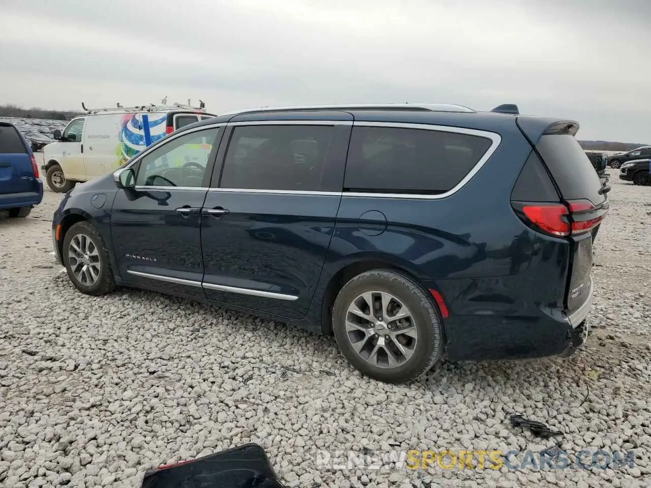 2 fotografías del automóvil dañado 2C4RC1N71NR189877 CHRYSLER PACIFICA 2022