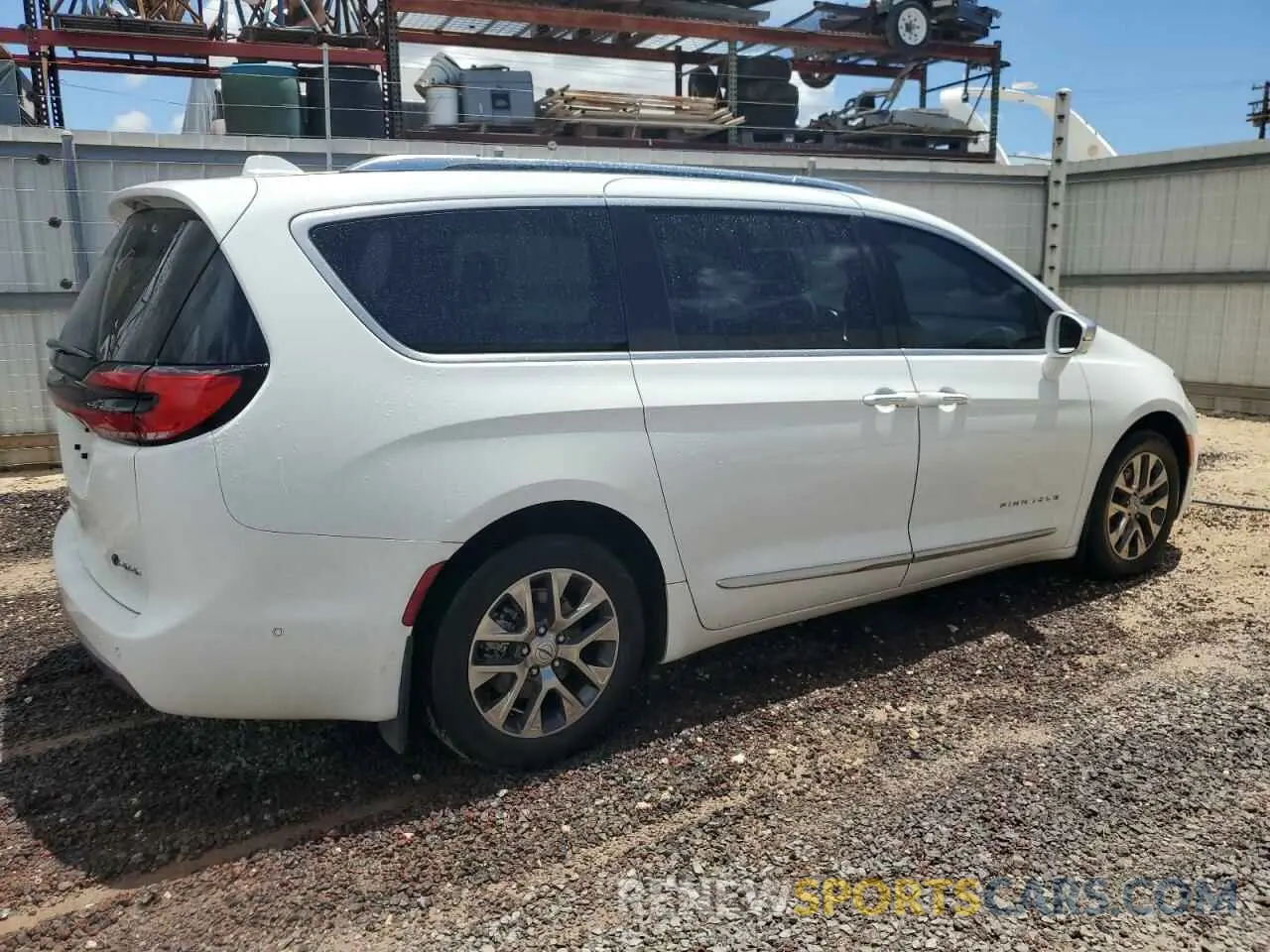 3 fotografías del automóvil dañado 2C4RC1N72NR224815 CHRYSLER PACIFICA 2022