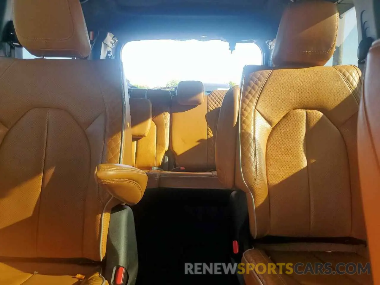 10 fotografías del automóvil dañado 2C4RC1N76NR211338 CHRYSLER PACIFICA 2022