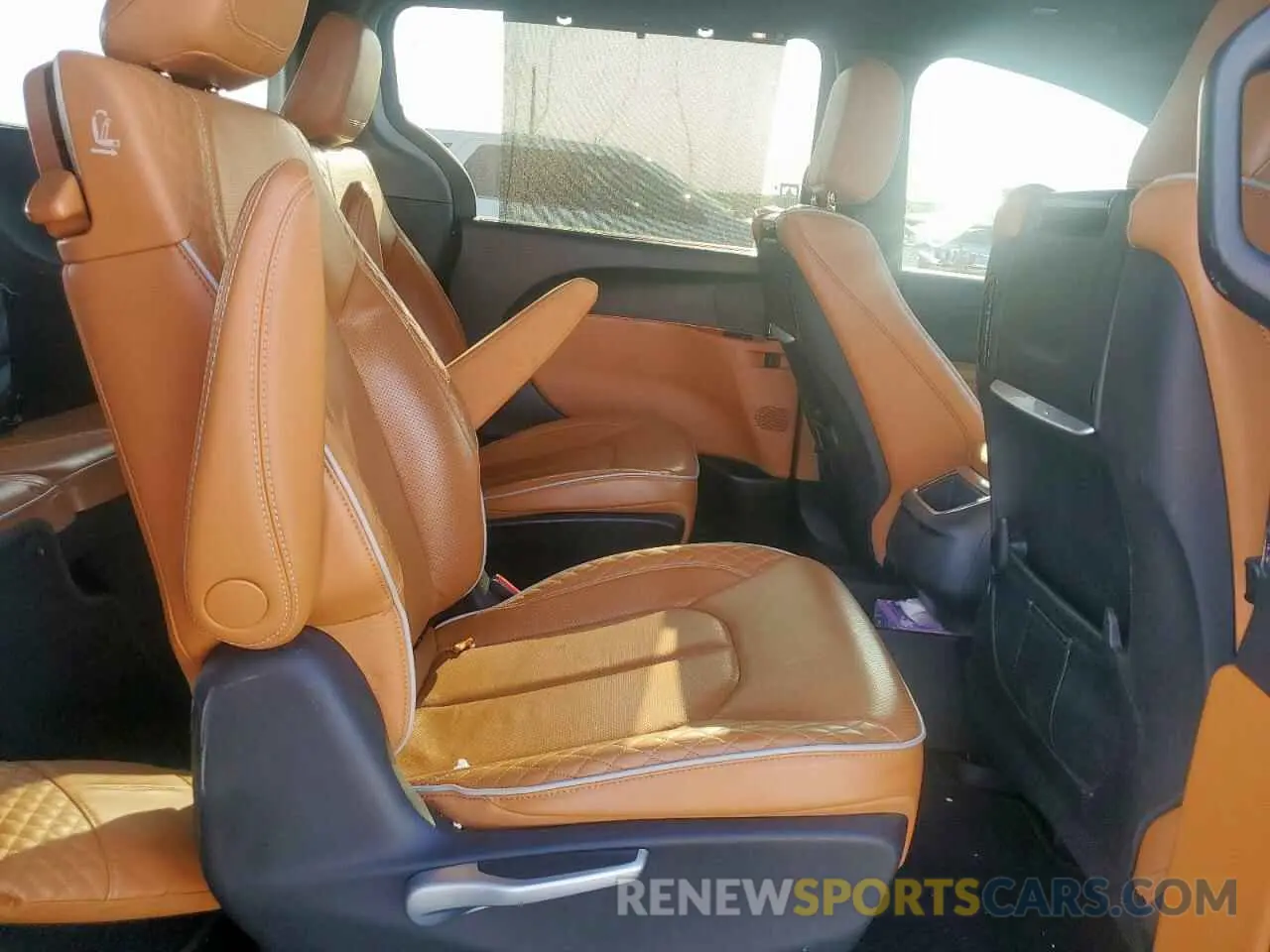 11 fotografías del automóvil dañado 2C4RC1N76NR211338 CHRYSLER PACIFICA 2022