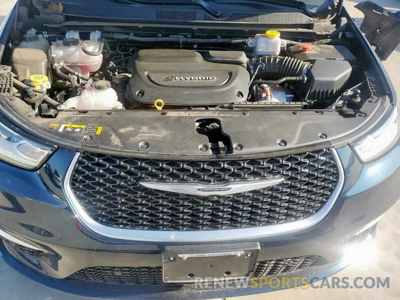 12 fotografías del automóvil dañado 2C4RC1N76NR211338 CHRYSLER PACIFICA 2022