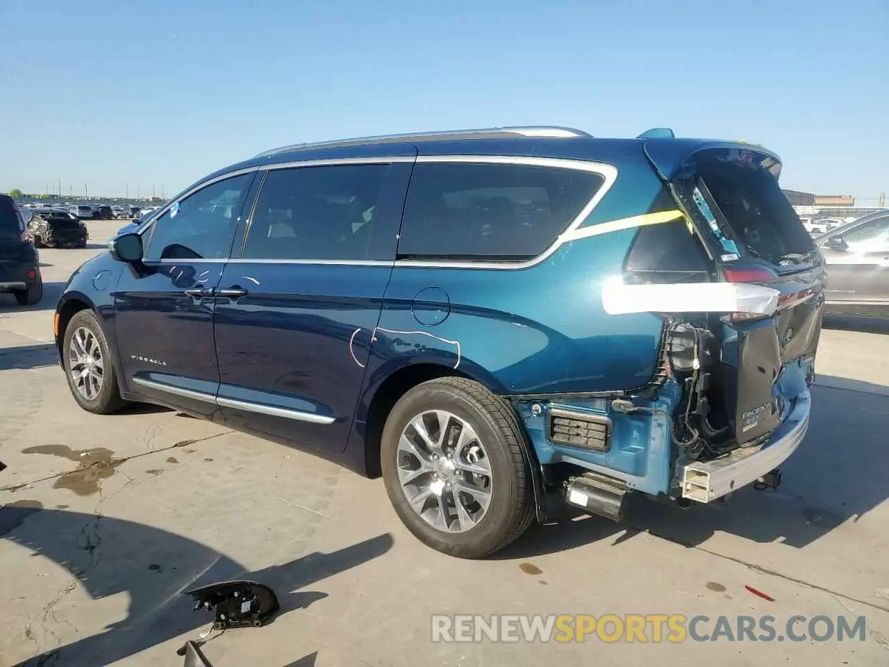 2 fotografías del automóvil dañado 2C4RC1N76NR211338 CHRYSLER PACIFICA 2022