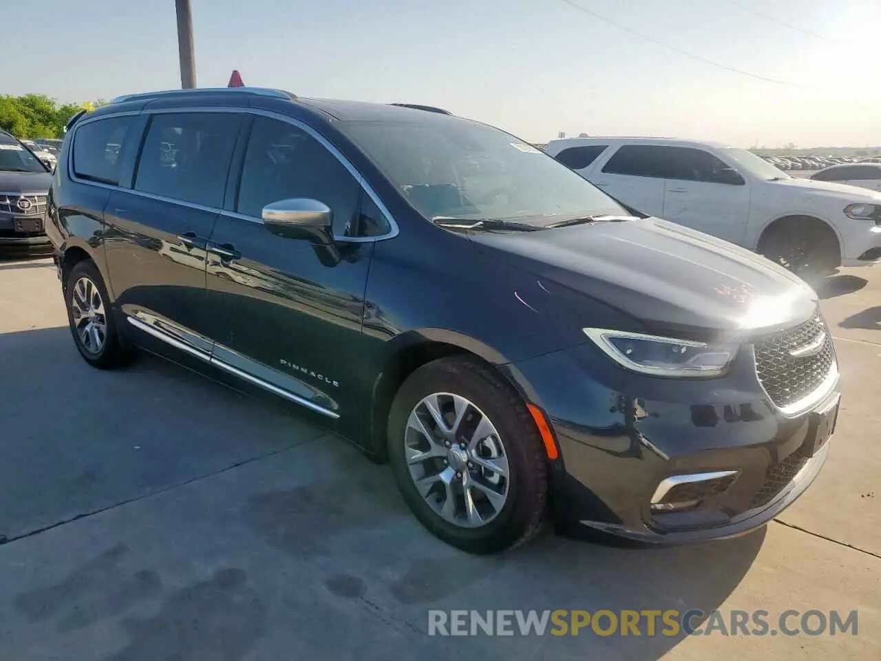 4 fotografías del automóvil dañado 2C4RC1N76NR211338 CHRYSLER PACIFICA 2022