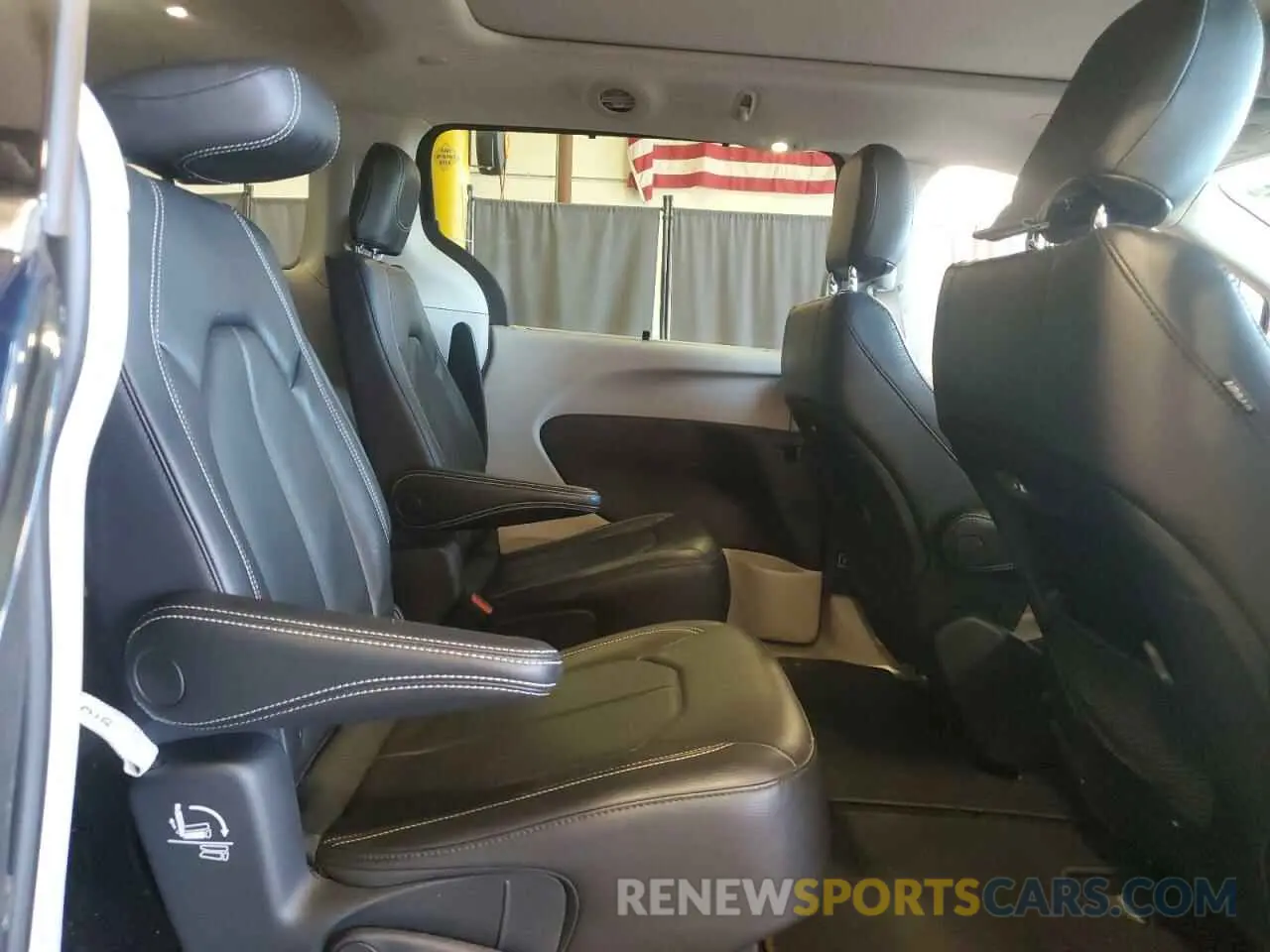 11 fotografías del automóvil dañado 2C4RC3BG6NR105844 CHRYSLER PACIFICA 2022