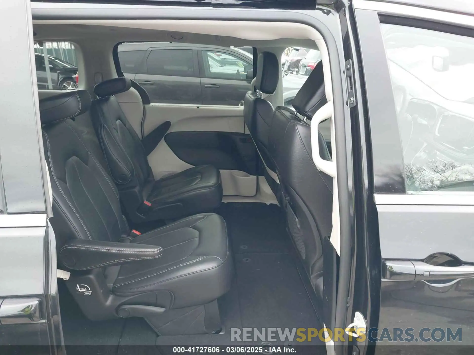 8 fotografías del automóvil dañado 2C4RC3BG6NR164599 CHRYSLER PACIFICA 2022