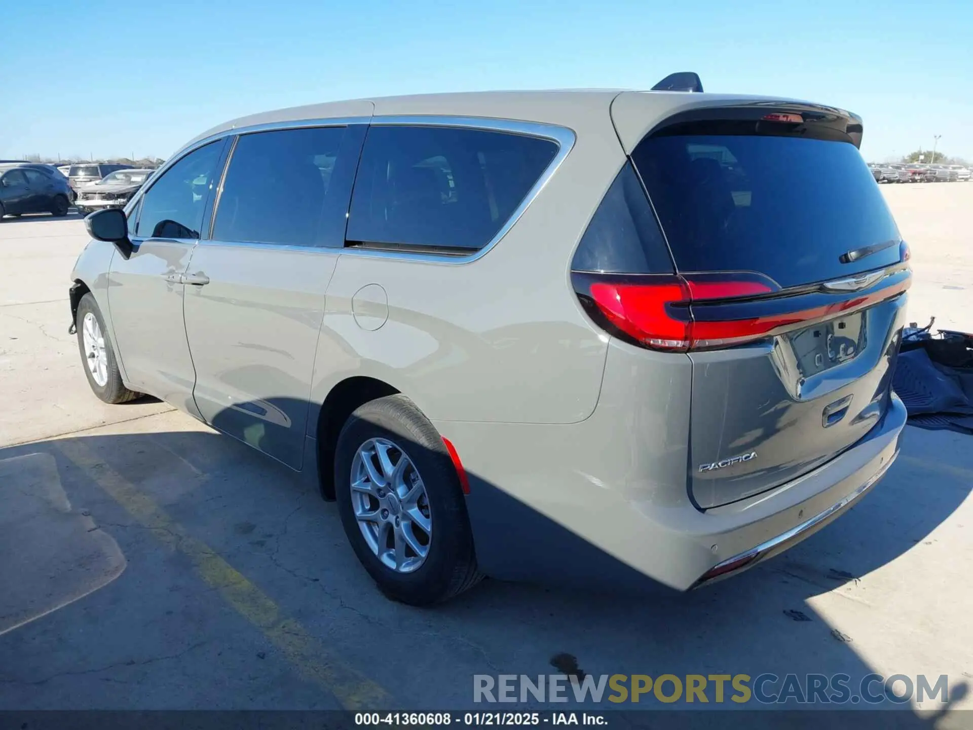 3 fotografías del automóvil dañado 2C4RC1BG0PR506880 CHRYSLER PACIFICA 2023