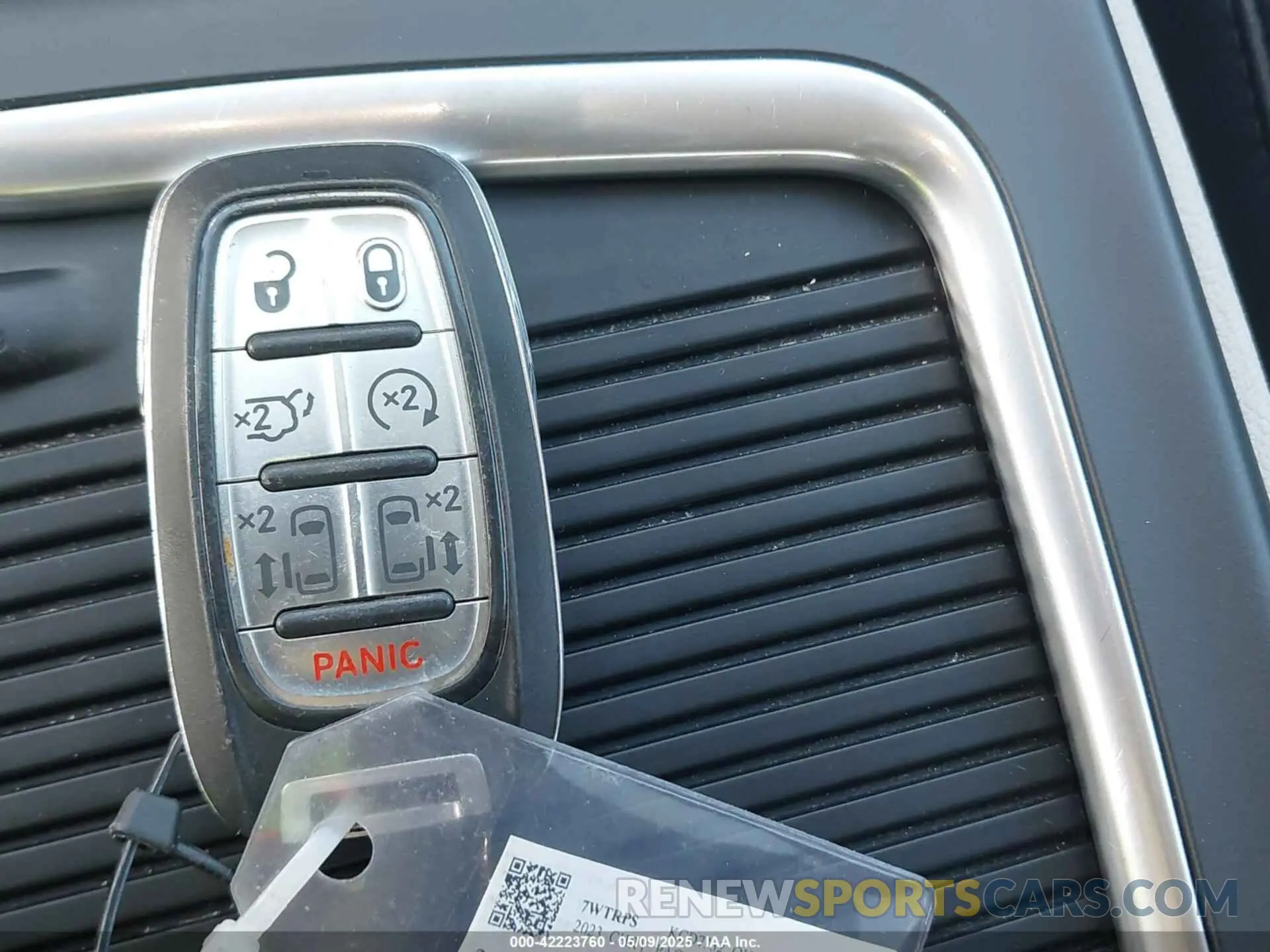11 fotografías del automóvil dañado 2C4RC1BG0PR586391 CHRYSLER PACIFICA 2023