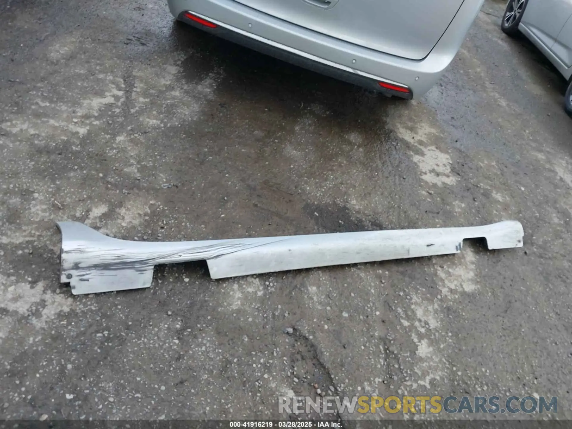 12 fotografías del automóvil dañado 2C4RC1BG0PR607241 CHRYSLER PACIFICA 2023