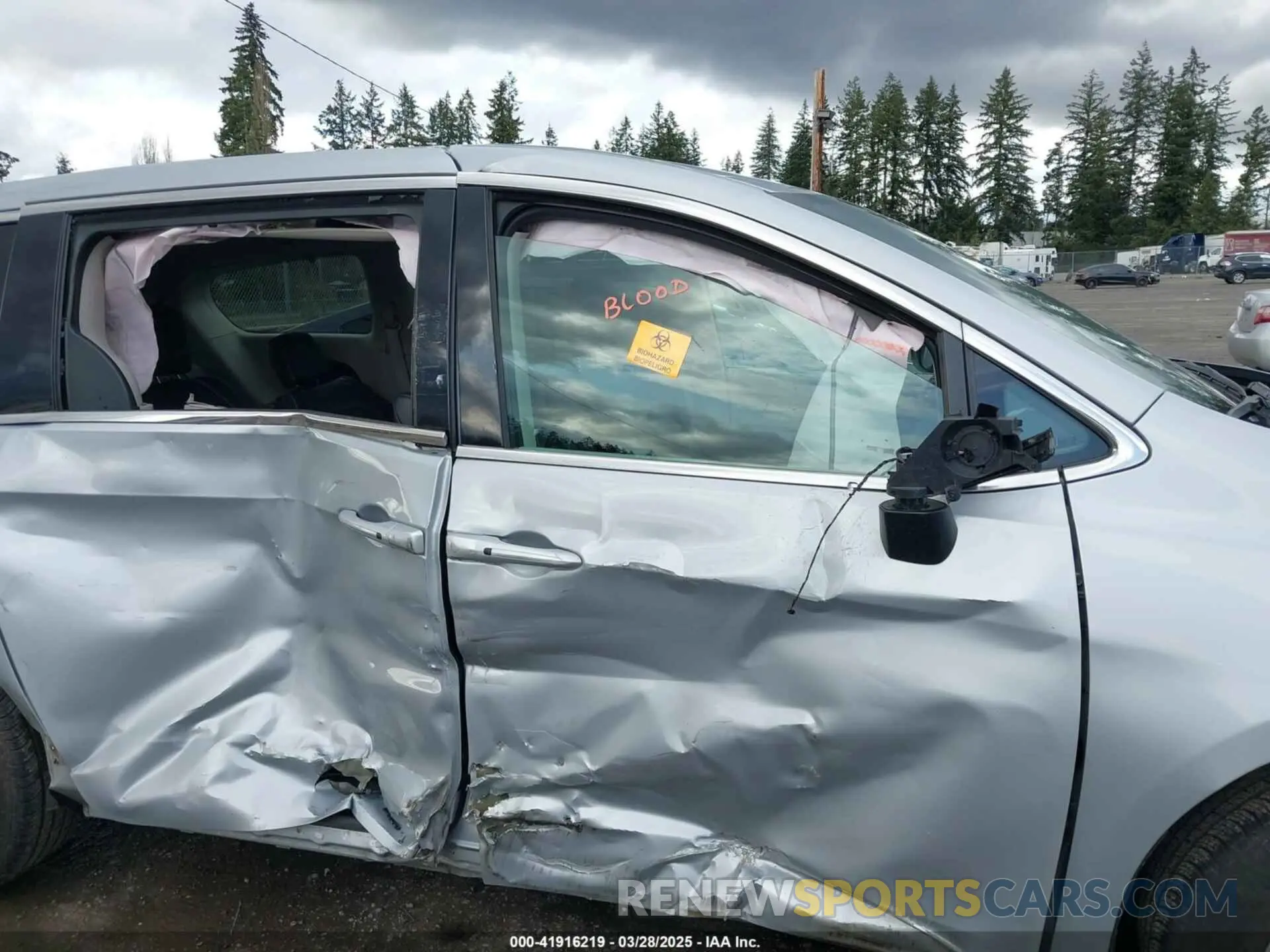 14 fotografías del automóvil dañado 2C4RC1BG0PR607241 CHRYSLER PACIFICA 2023