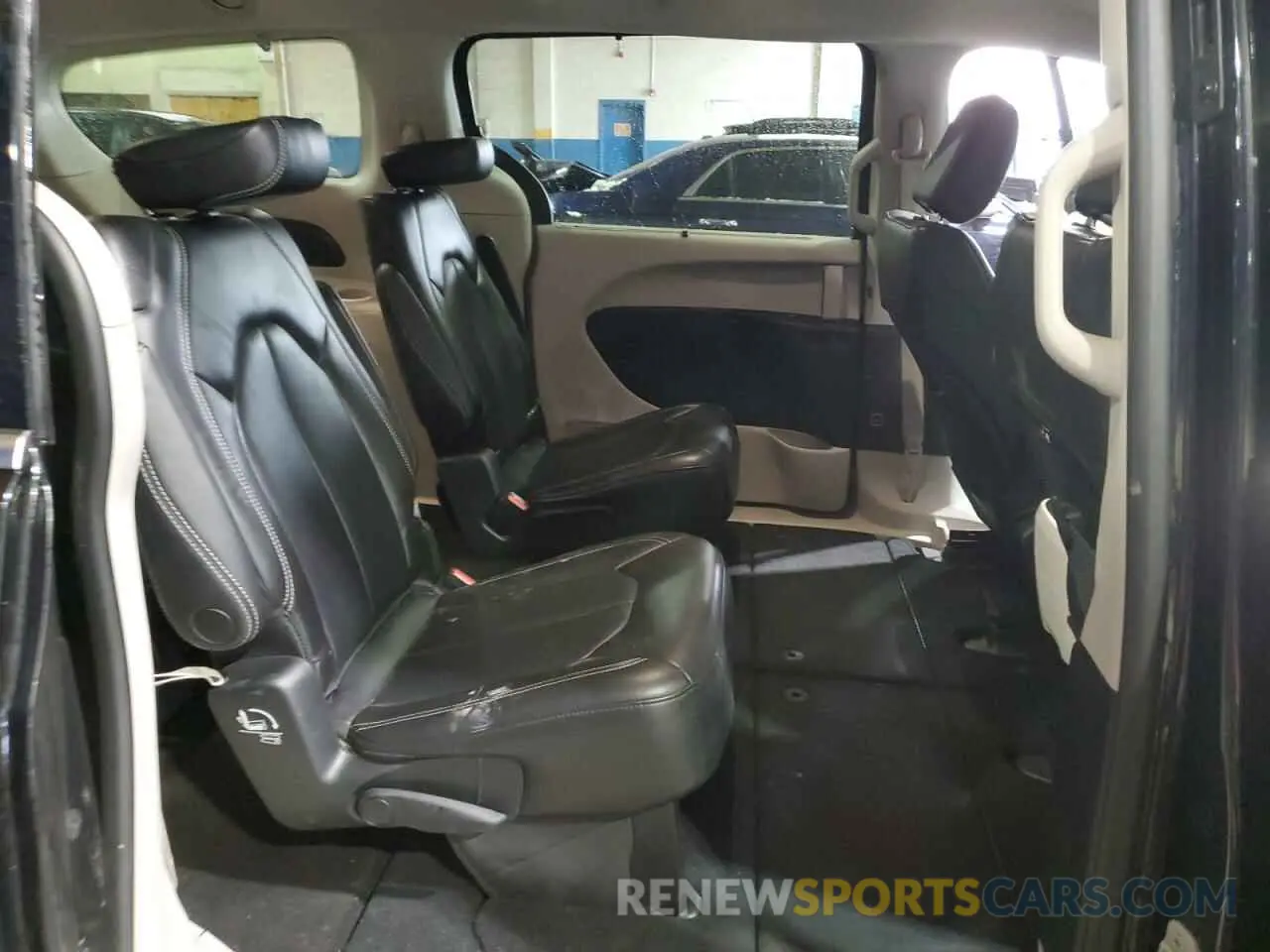 11 fotografías del automóvil dañado 2C4RC1BG1PR516429 CHRYSLER PACIFICA 2023