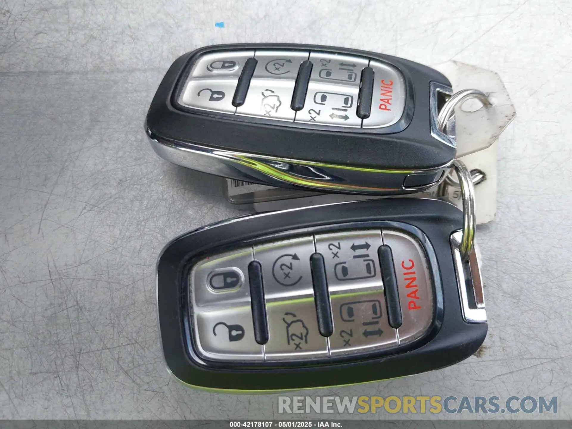 11 fotografías del automóvil dañado 2C4RC1BG1PR536602 CHRYSLER PACIFICA 2023