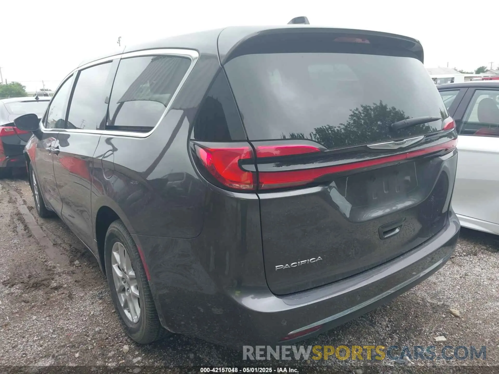 3 fotografías del automóvil dañado 2C4RC1BG1PR547261 CHRYSLER PACIFICA 2023