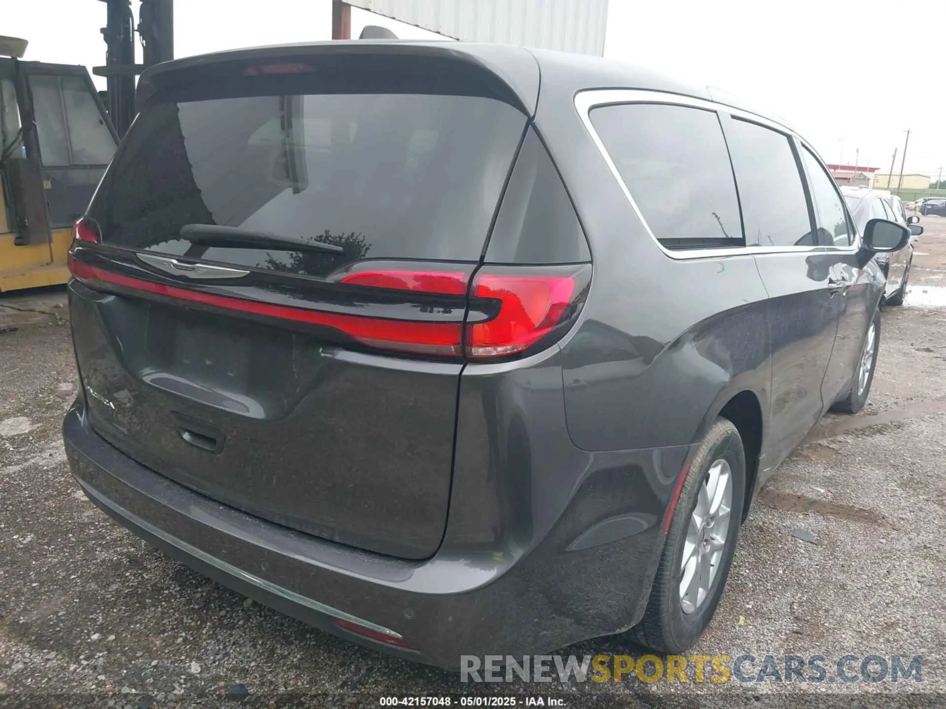 4 fotografías del automóvil dañado 2C4RC1BG1PR547261 CHRYSLER PACIFICA 2023