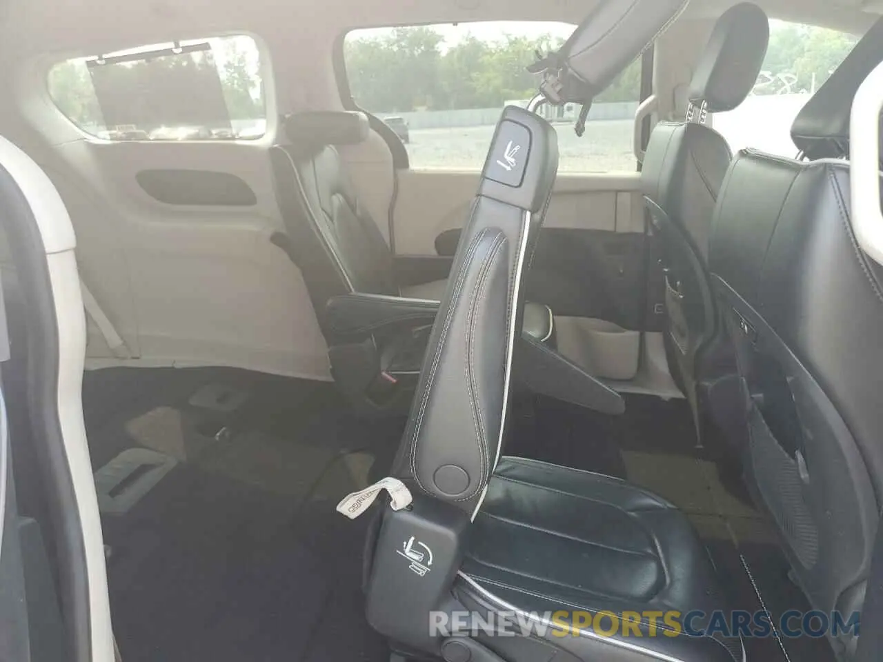 11 fotografías del automóvil dañado 2C4RC1BG1PR577425 CHRYSLER PACIFICA 2023