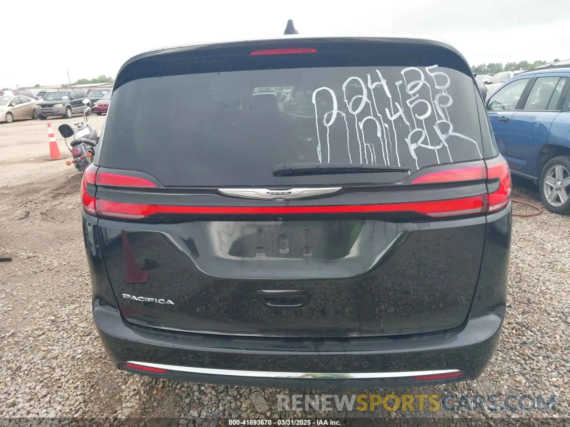 16 fotografías del automóvil dañado 2C4RC1BG1PR596847 CHRYSLER PACIFICA 2023
