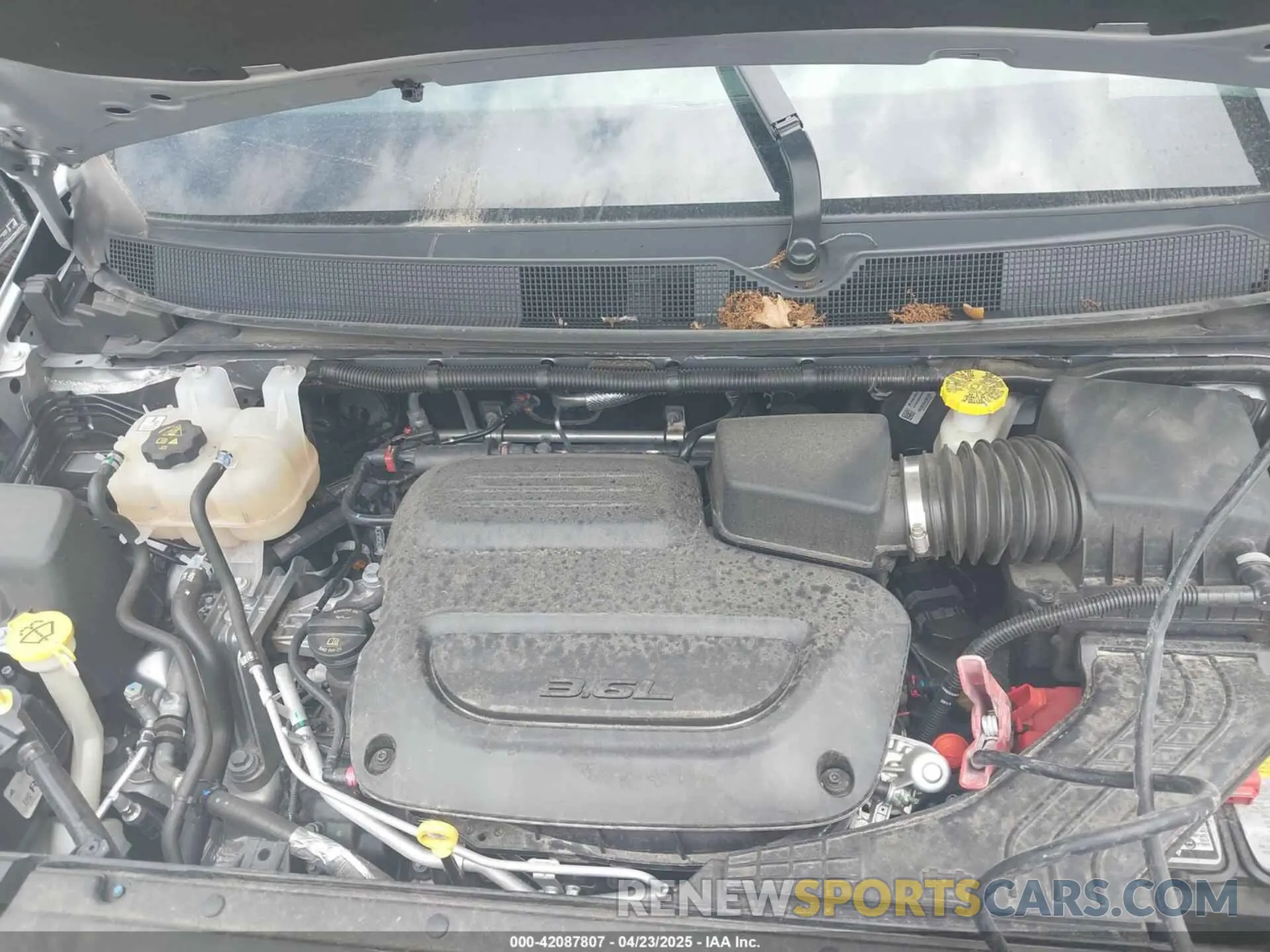 10 fotografías del automóvil dañado 2C4RC1BG1PR620094 CHRYSLER PACIFICA 2023